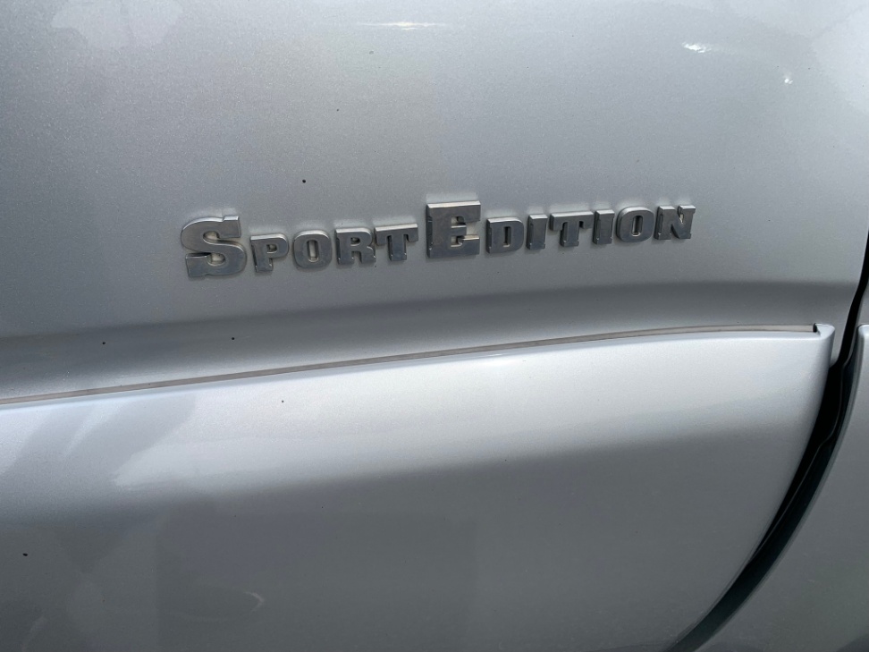/enixmotorsportltd/2006-Toyota-4Runner-18794562284495764.jpg