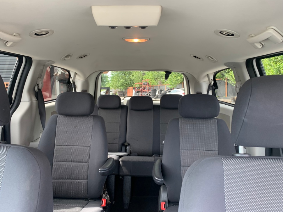 /enixmotorsportltd/2008-Dodge-GrandCaravan-07250773644629449.jpg