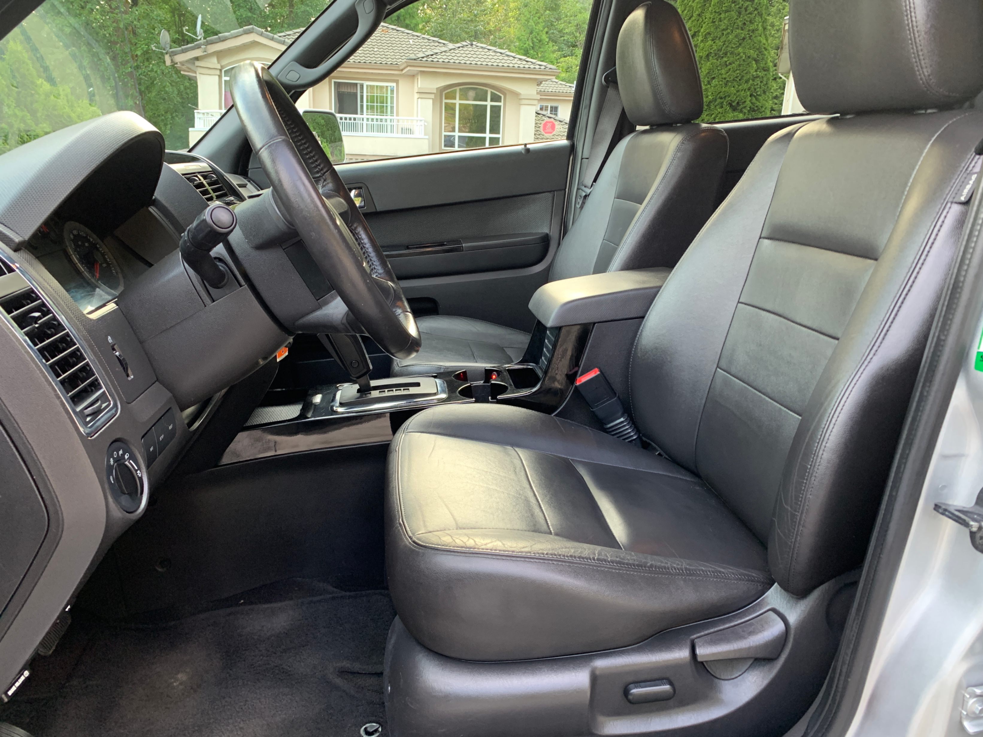 /enixmotorsportltd/2009-Ford-Escape-1030312693932951.jpg