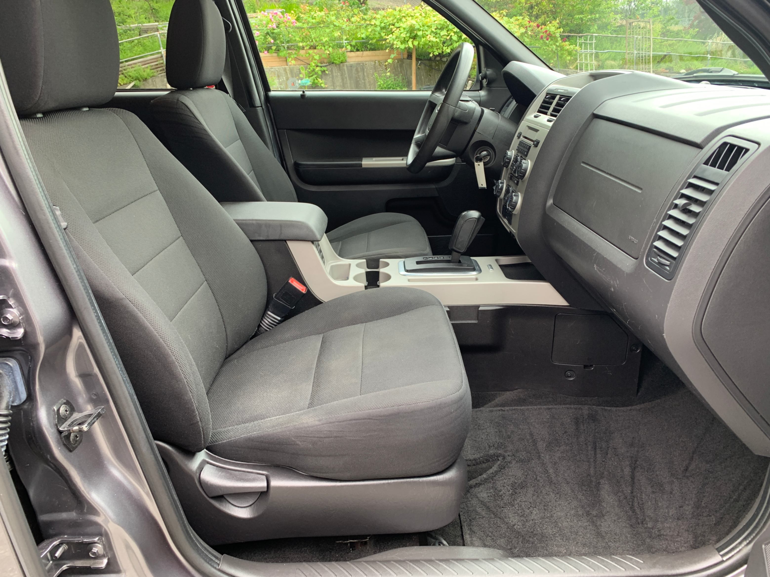 /enixmotorsportltd/2009-Ford-Escape-8102157022443841.jpg
