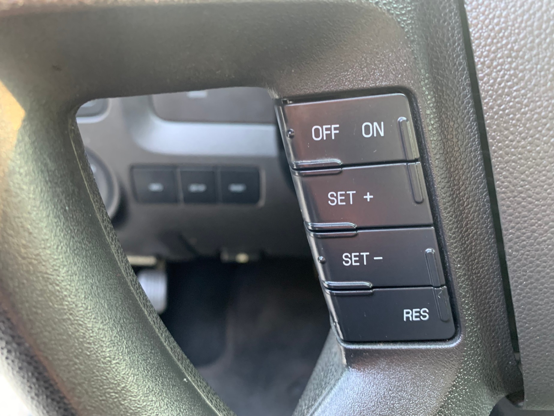 /enixmotorsportltd/2010-Ford-Escape-08567304776631857.jpg