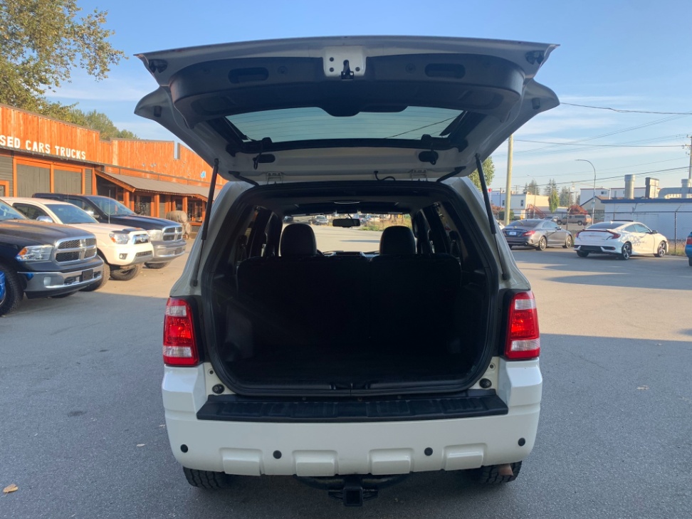/enixmotorsportltd/2010-Ford-Escape-10967184730531865.jpg