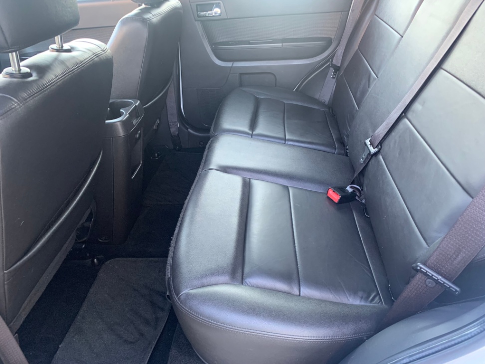 /enixmotorsportltd/2010-Ford-Escape-15583233426499565.jpg
