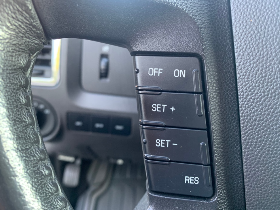 /enixmotorsportltd/2010-Ford-Escape-17965957110309727.jpg