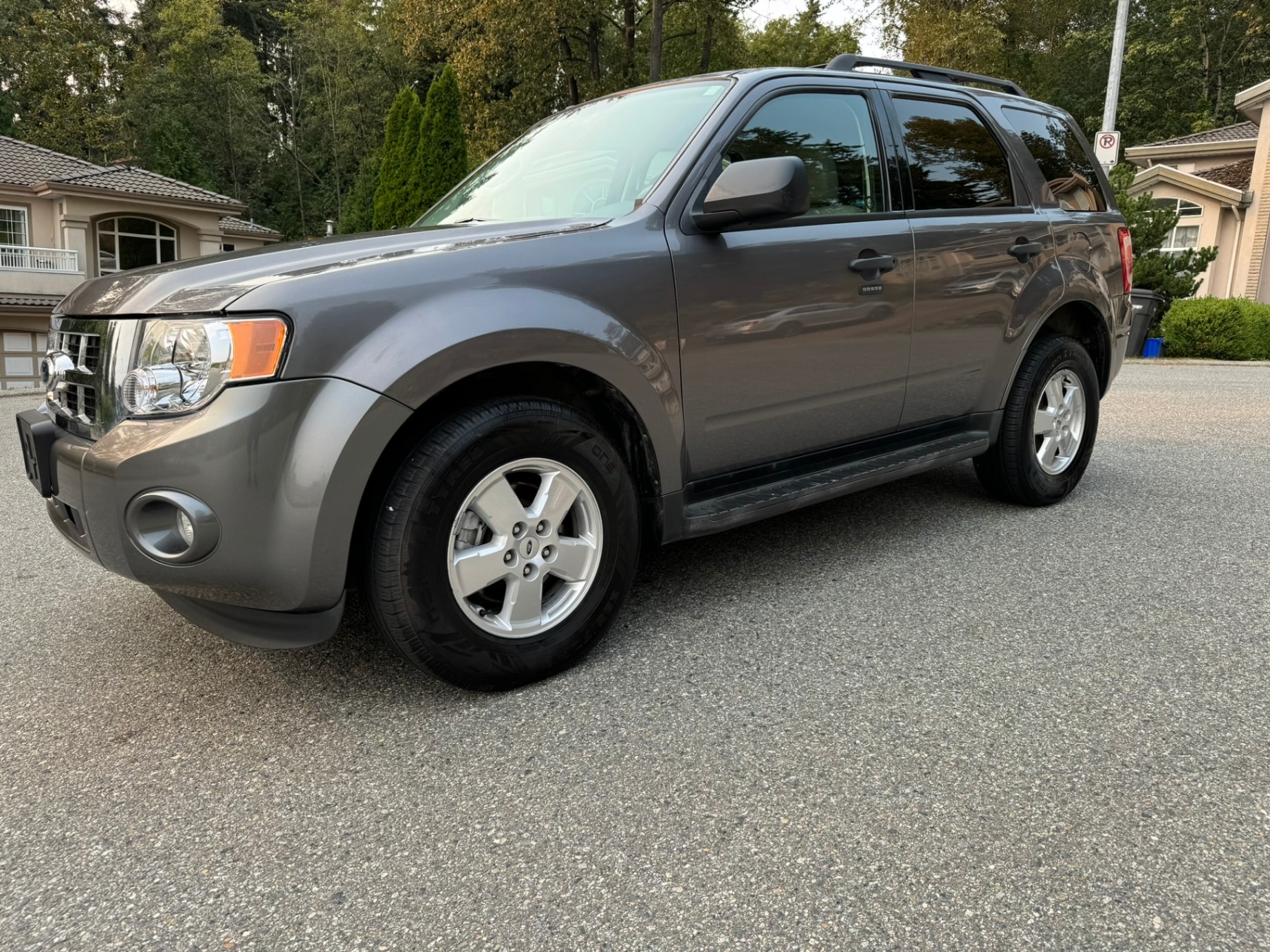 /enixmotorsportltd/2010-Ford-Escape-2949050601712768.jpg