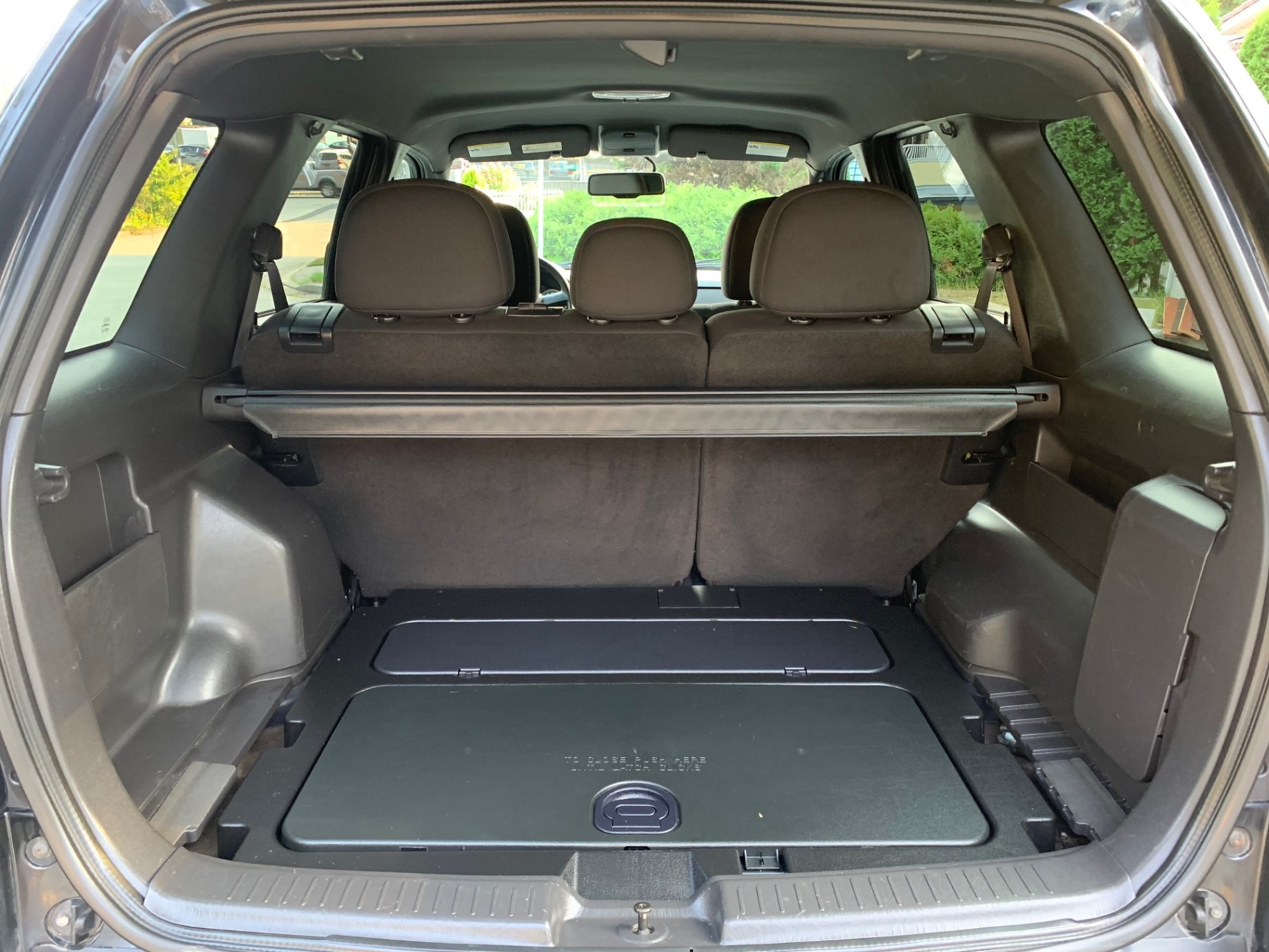 /enixmotorsportltd/2010-Ford-Escape-29992084340241276.jpg