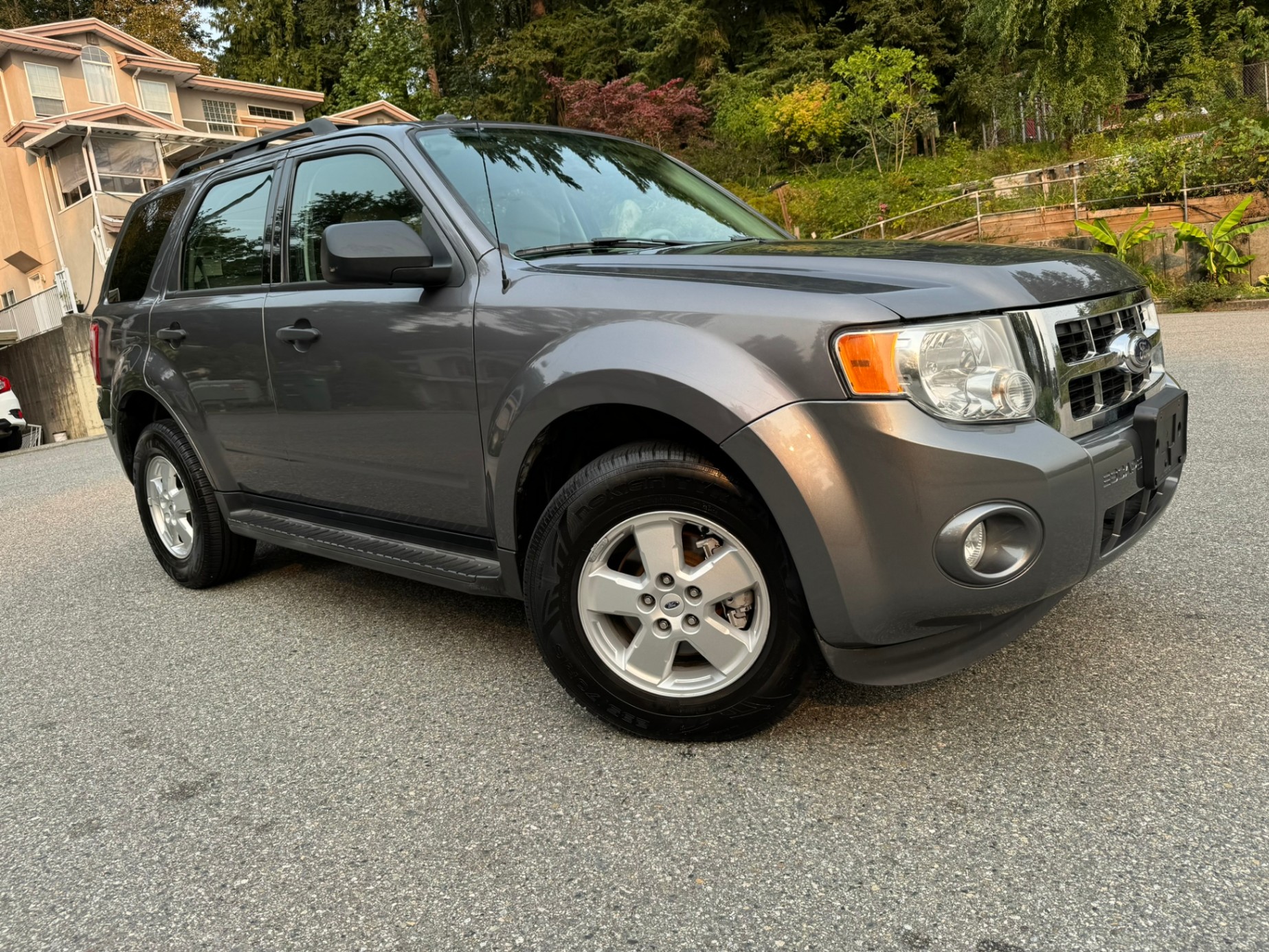 /enixmotorsportltd/2010-Ford-Escape-31640972735136375.jpg
