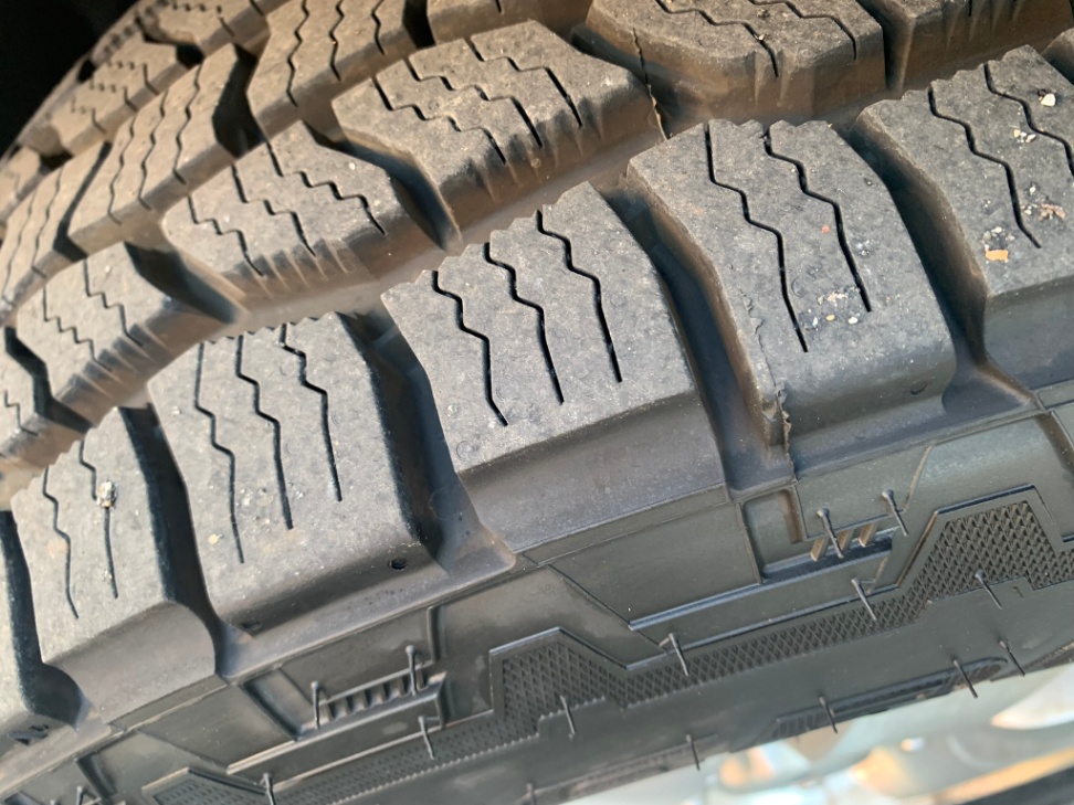/enixmotorsportltd/2010-Ford-Escape-32014169371240464.jpg