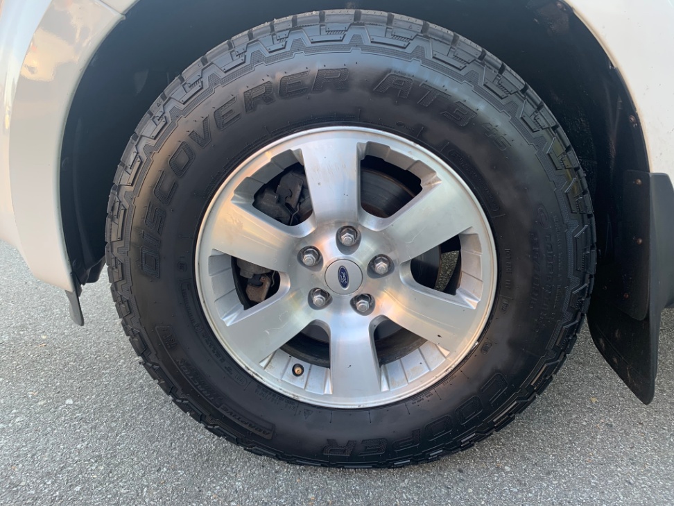 /enixmotorsportltd/2010-Ford-Escape-35293630522305675.jpg