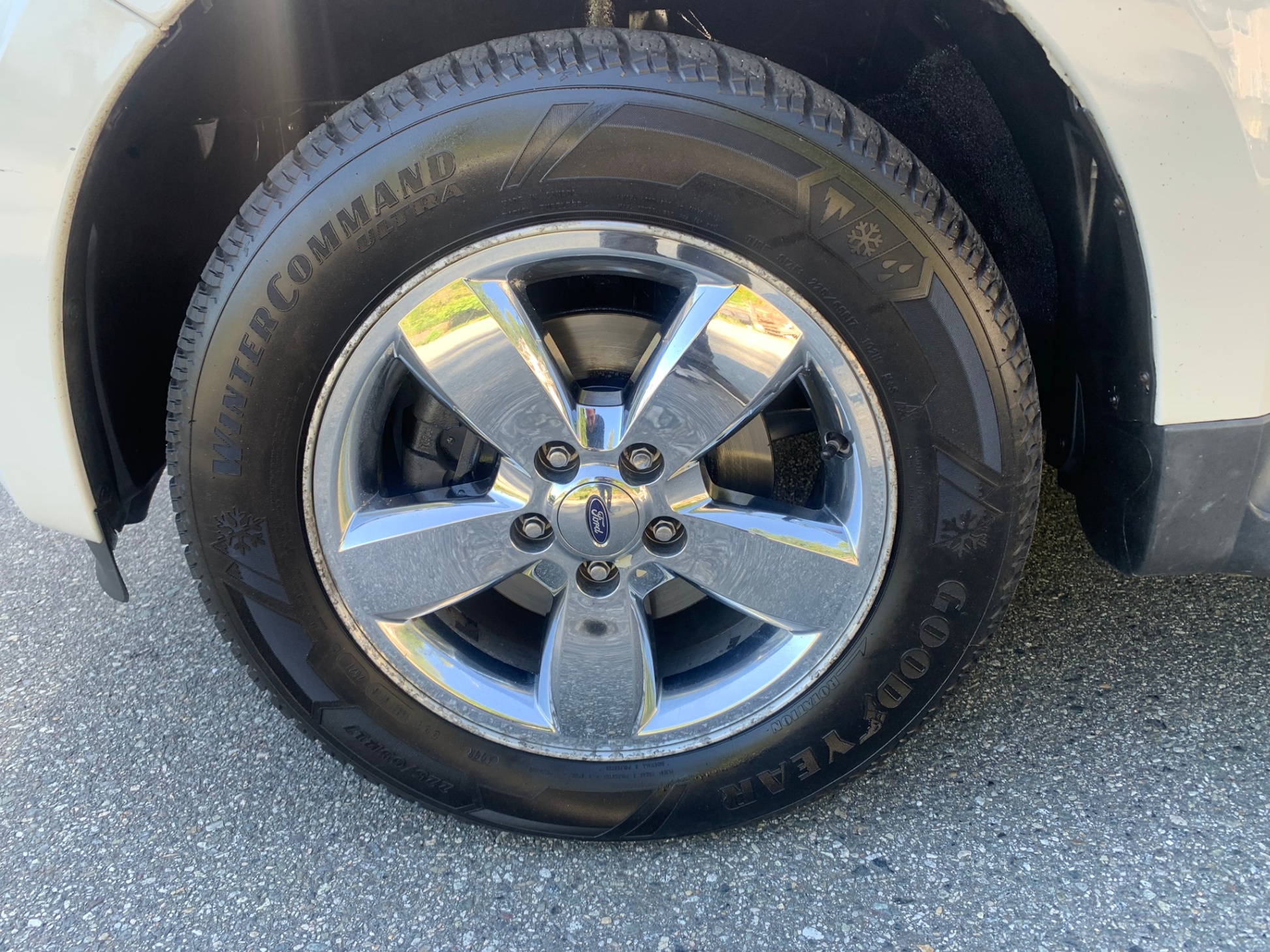 /enixmotorsportltd/2010-Ford-Escape-3766167573038164.jpg
