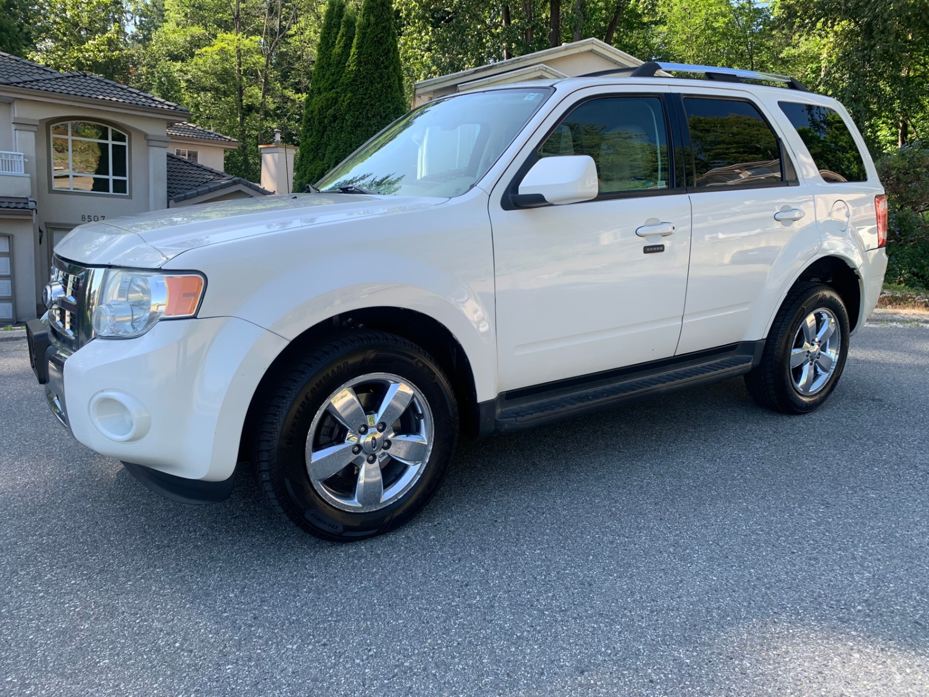 /enixmotorsportltd/2010-Ford-Escape-38037657229964084.jpg