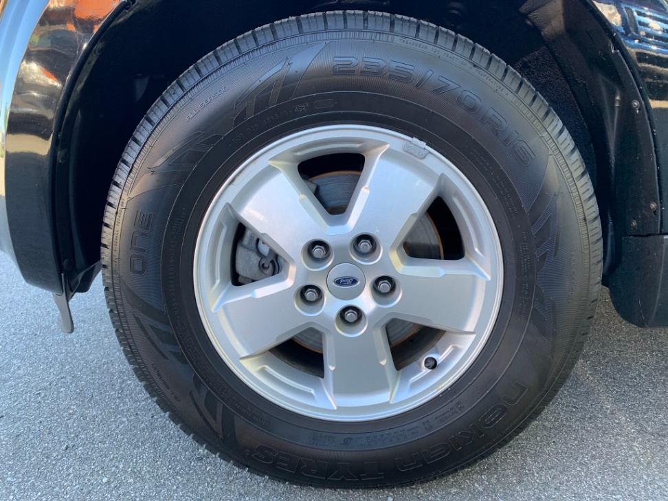 /enixmotorsportltd/2010-Ford-Escape-38280880604795775.jpg