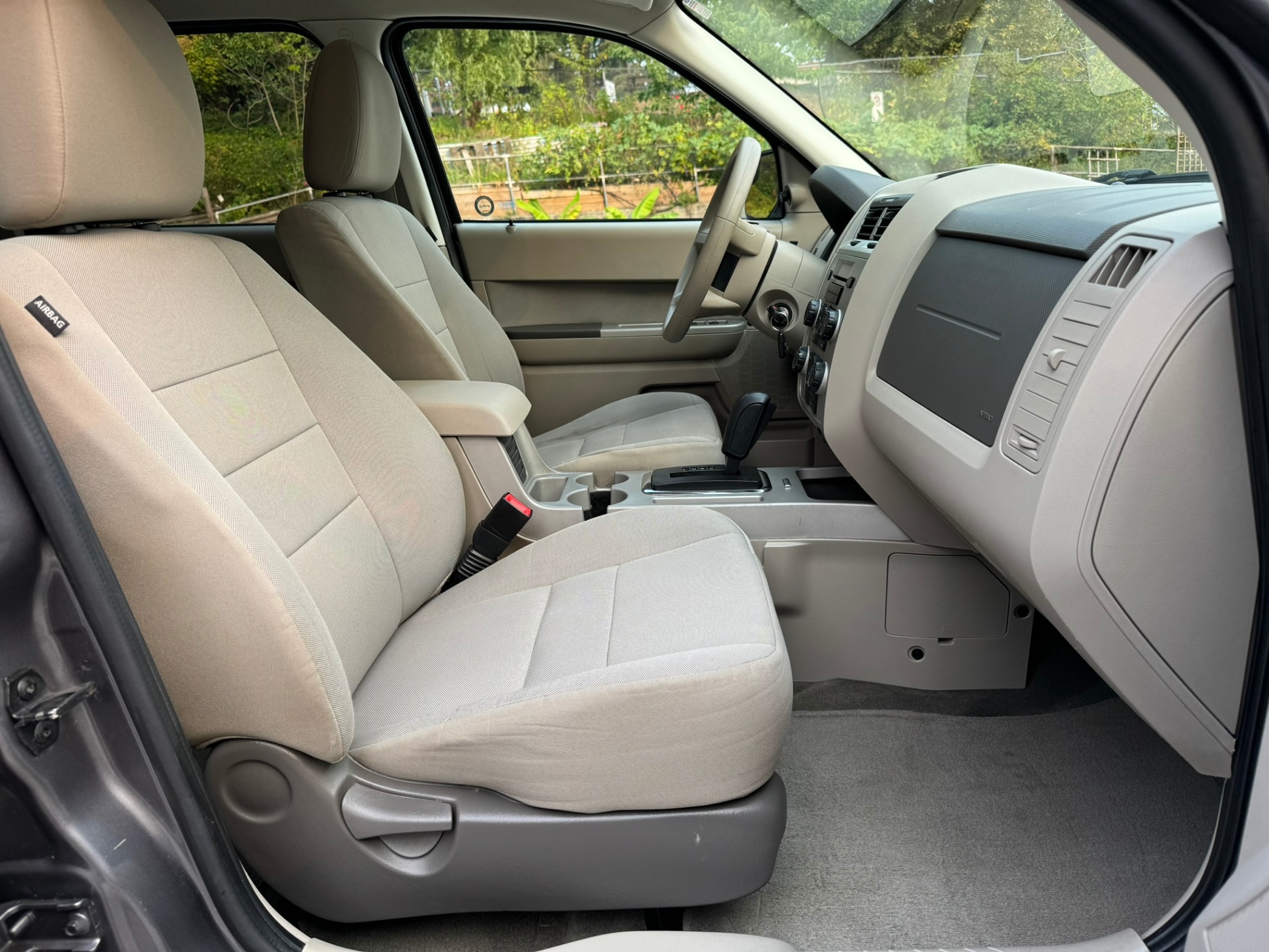 /enixmotorsportltd/2010-Ford-Escape-4143424515559029.jpg