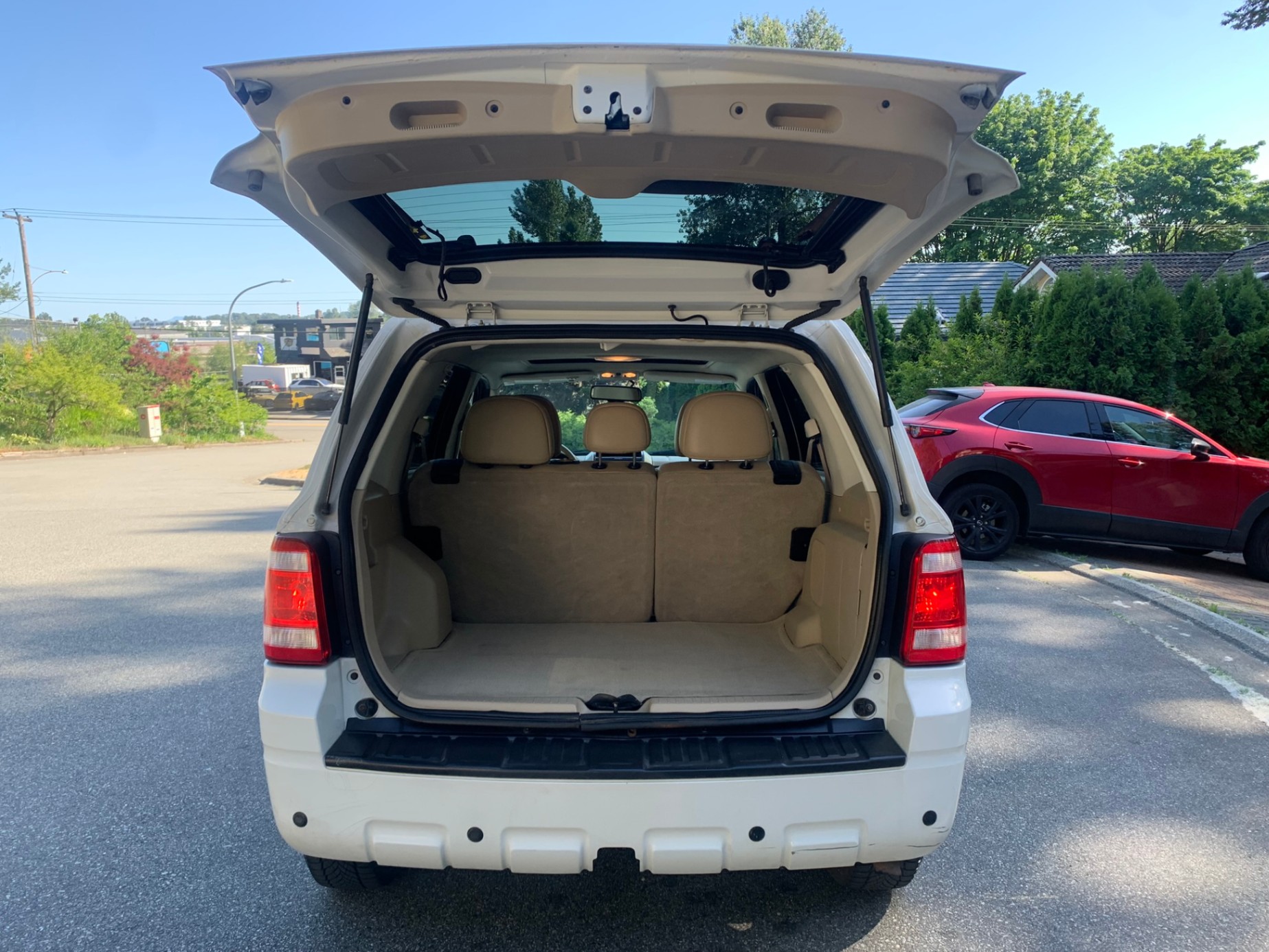 /enixmotorsportltd/2010-Ford-Escape-46473979710995894.jpg