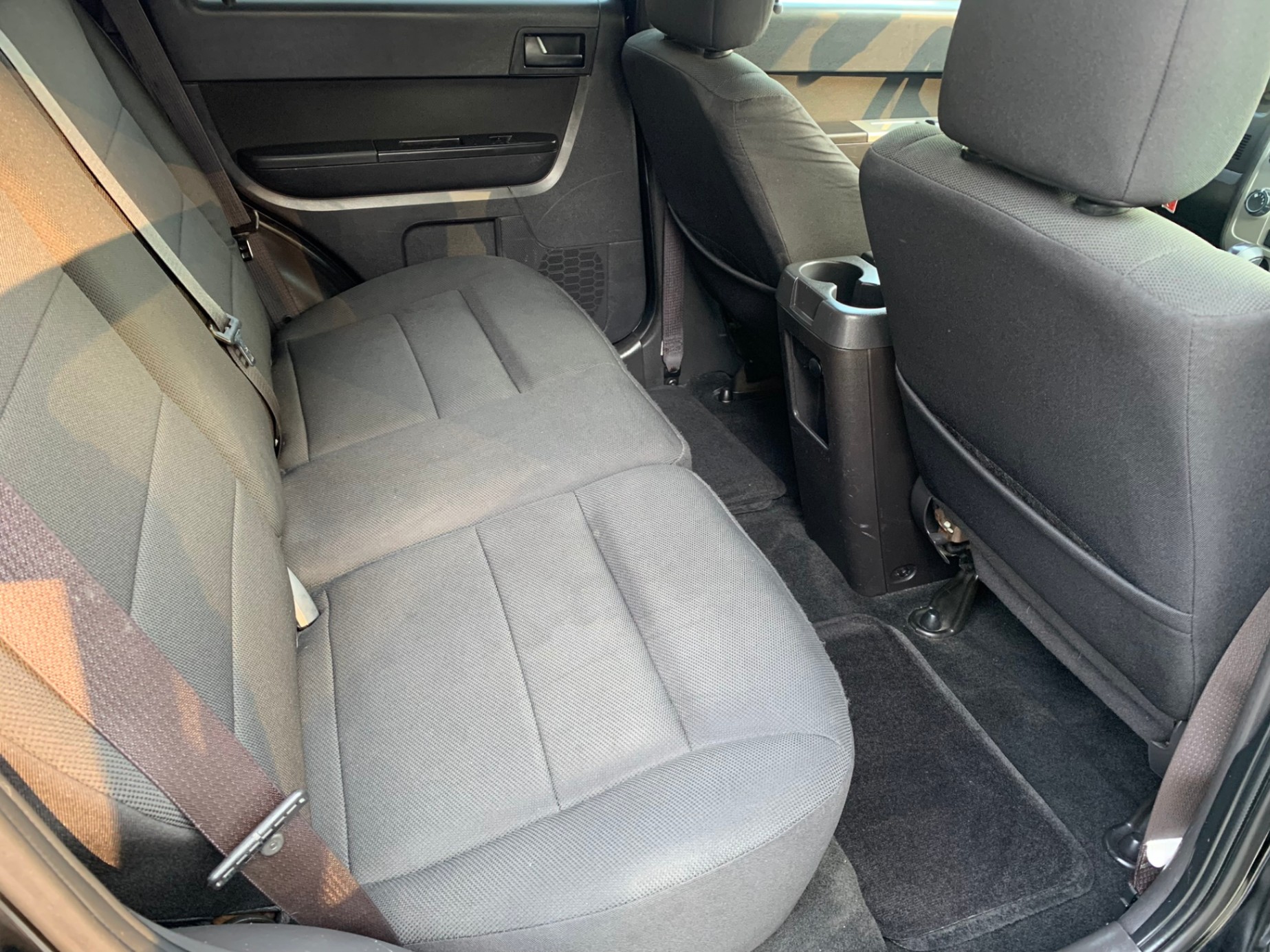 /enixmotorsportltd/2010-Ford-Escape-4660588609381353.jpg