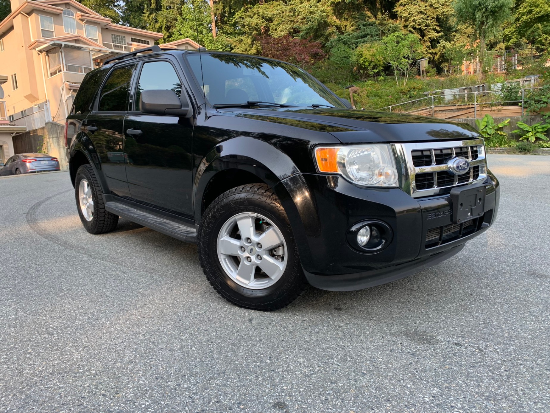 /enixmotorsportltd/2010-Ford-Escape-5691427363402286.jpg