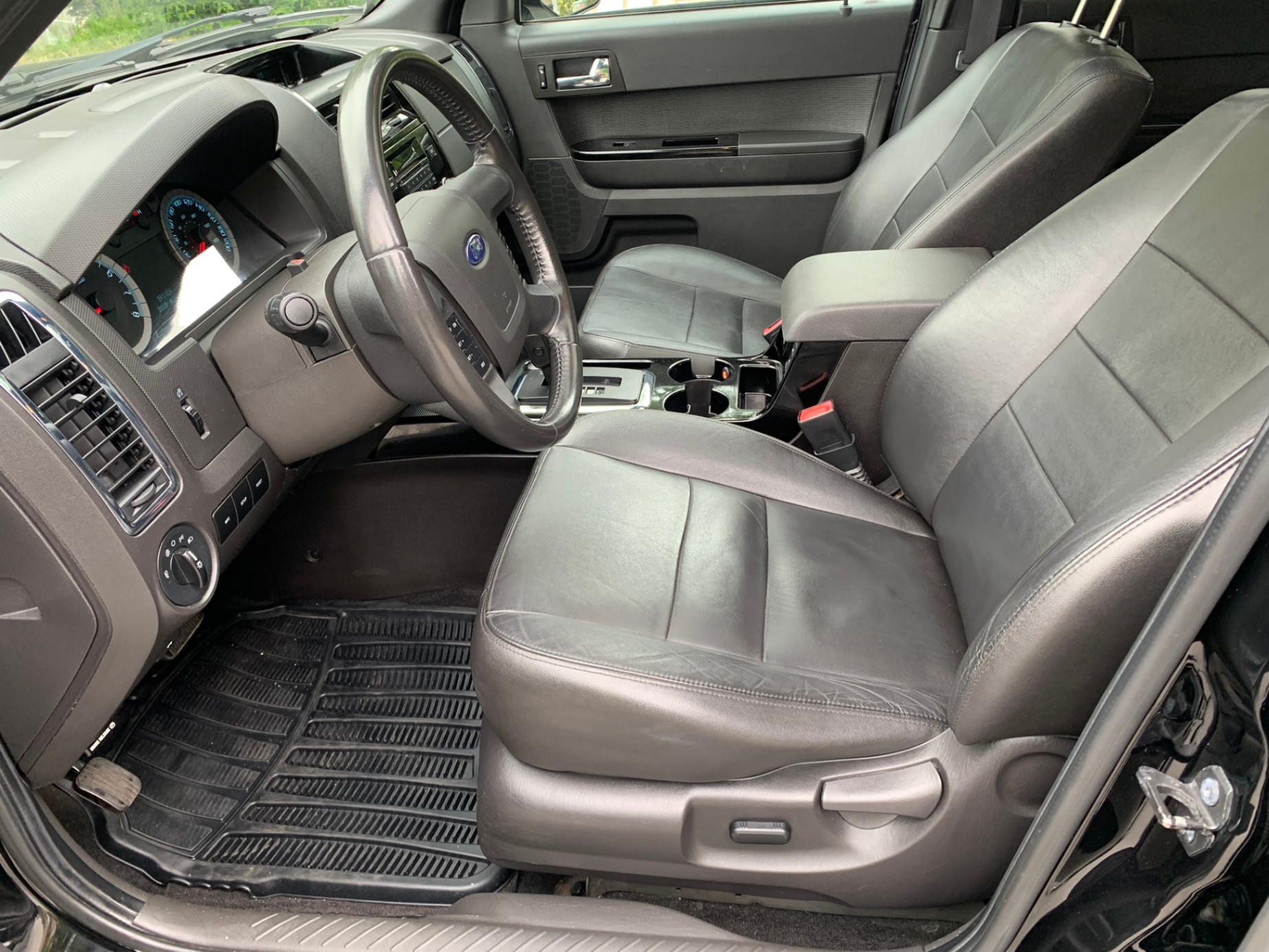 /enixmotorsportltd/2010-Ford-Escape-6054375882503666.jpg