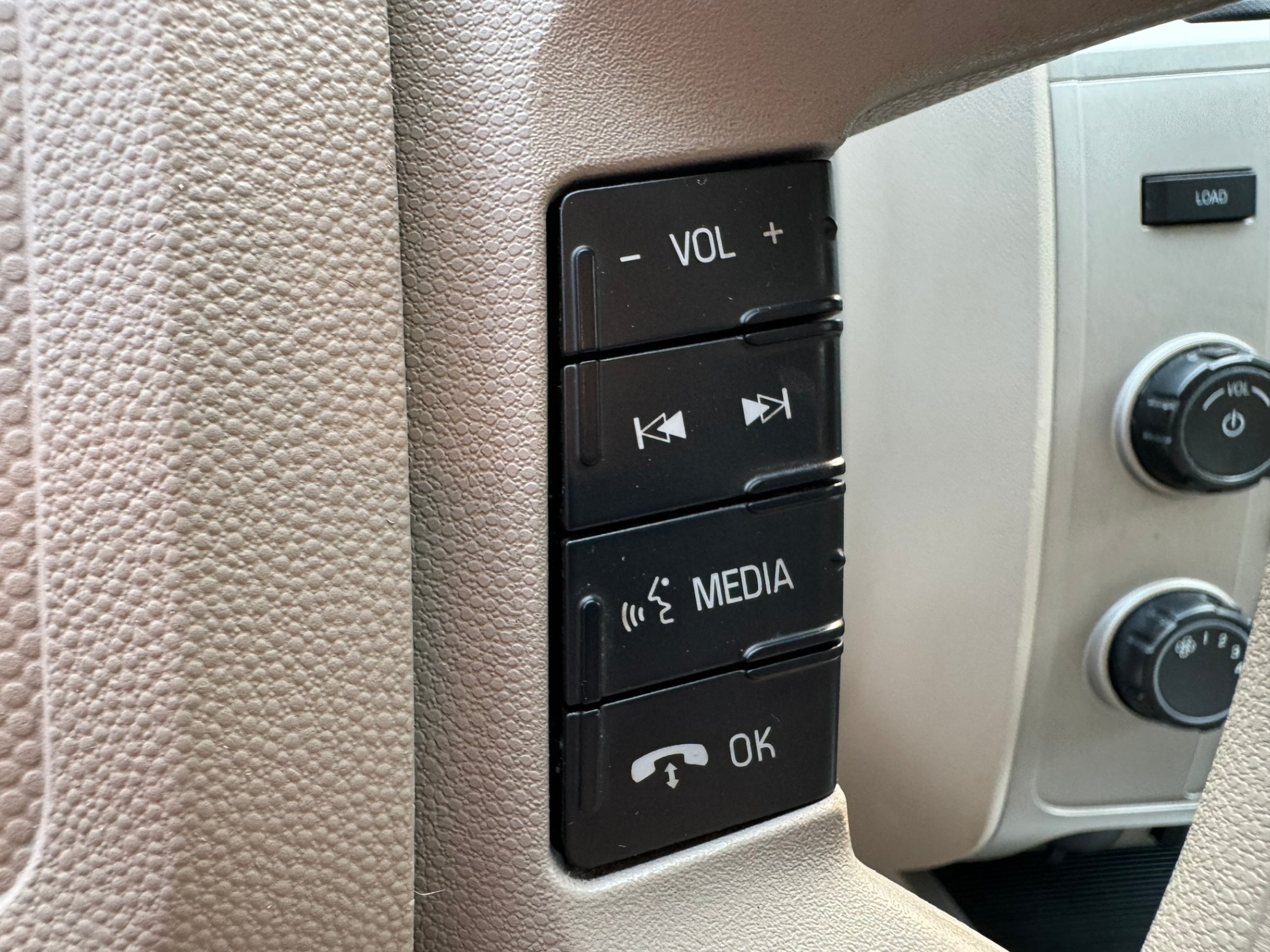 /enixmotorsportltd/2010-Ford-Escape-7267047974926522.jpg