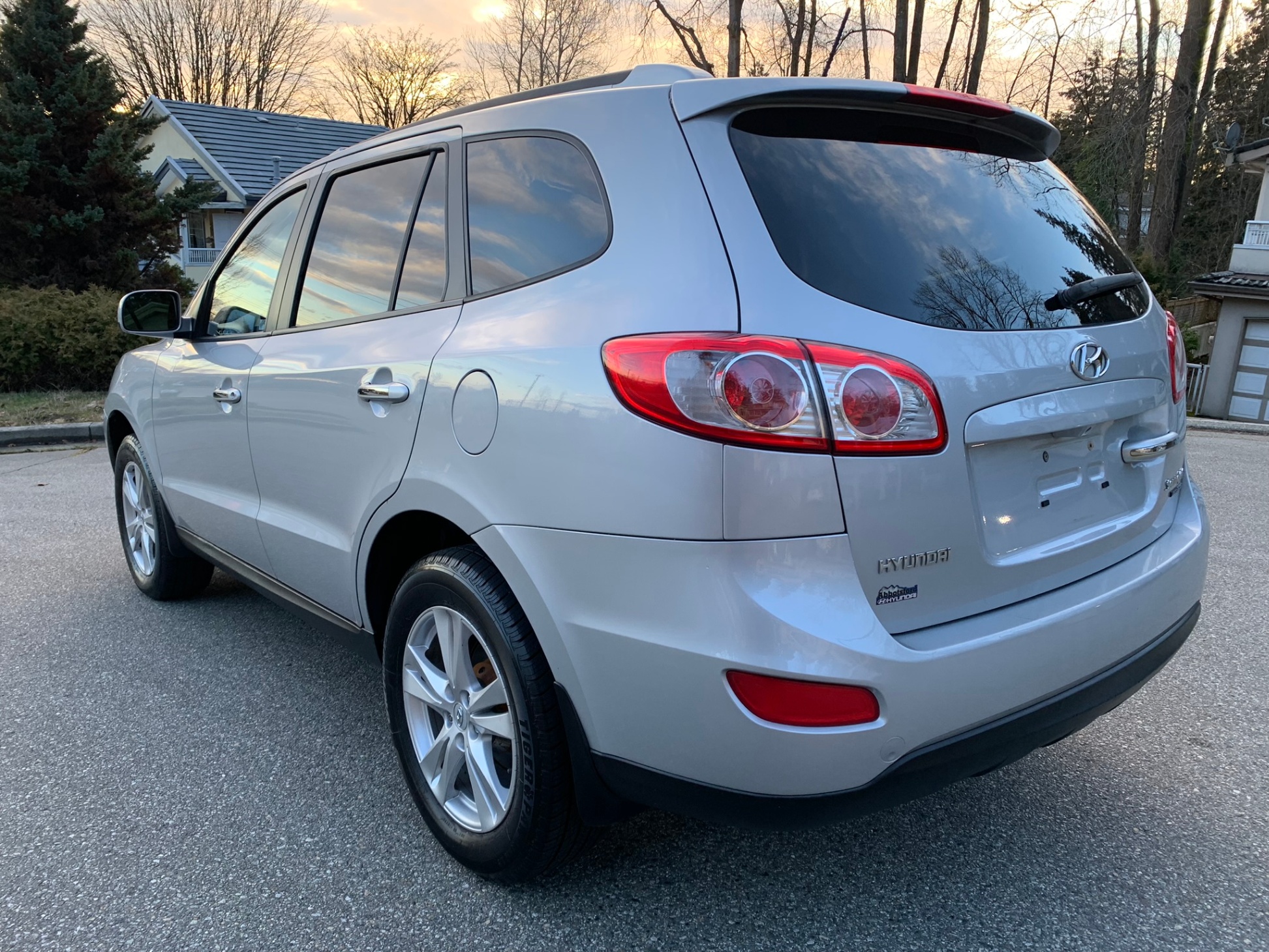 /enixmotorsportltd/2010-Hyundai-SantaFe-34484594650351275.jpg