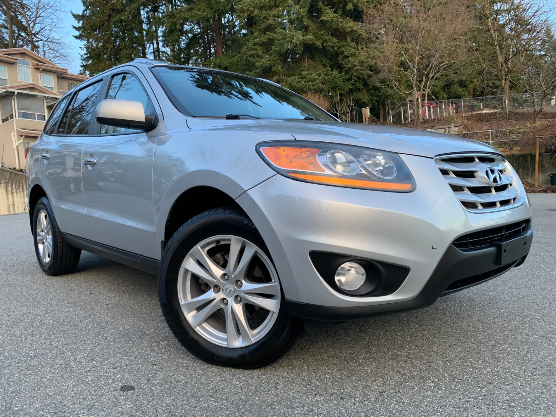 /enixmotorsportltd/2010-Hyundai-SantaFe-4701119318609275.jpg
