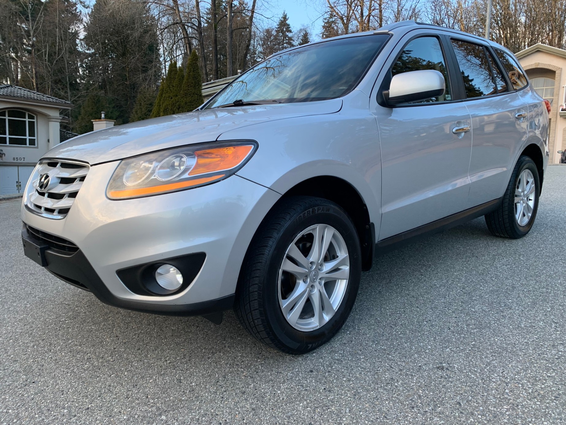 /enixmotorsportltd/2010-Hyundai-SantaFe-4830004994054138.jpg