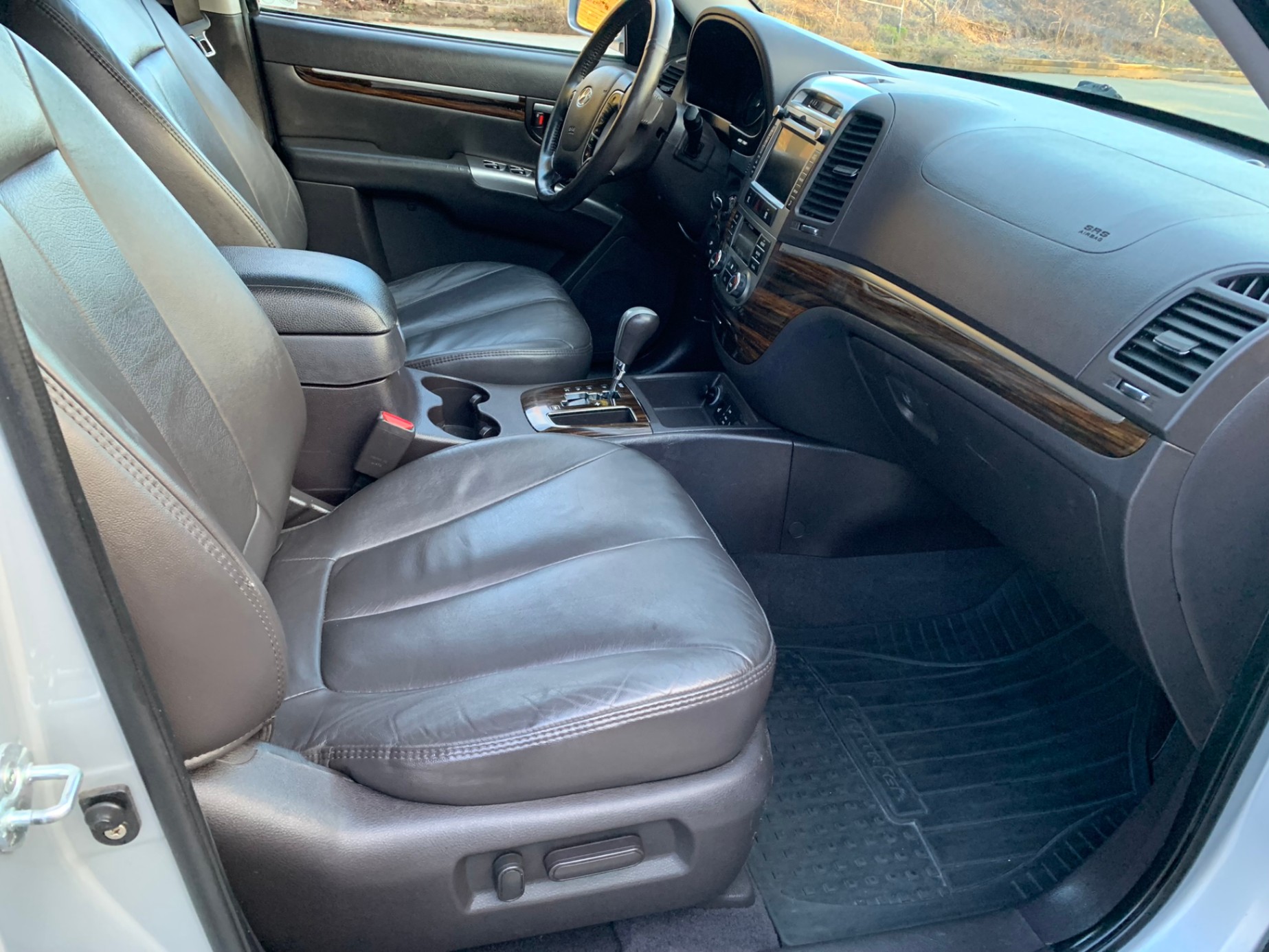 /enixmotorsportltd/2010-Hyundai-SantaFe-5170082455986809.jpg