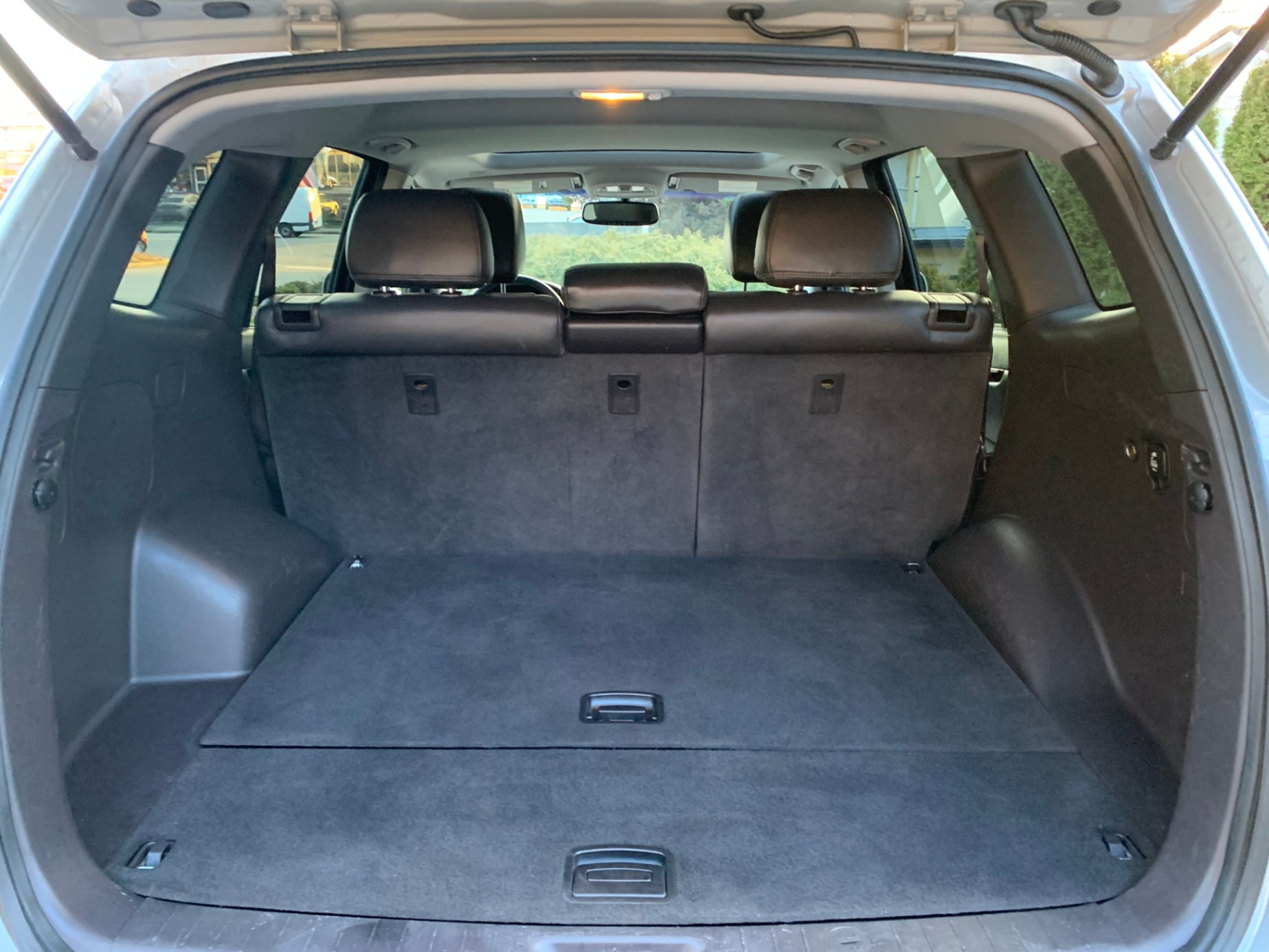 /enixmotorsportltd/2010-Hyundai-SantaFe-612179799620366.jpg
