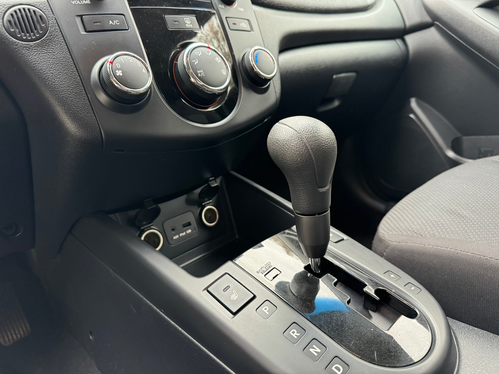 /enixmotorsportltd/2010-Kia-Forte-24898262541401484.jpg