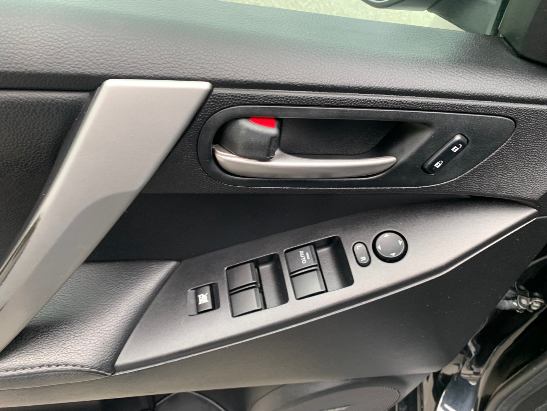 /enixmotorsportltd/2010-Mazda-Mazda3-7934264161364972.jpg