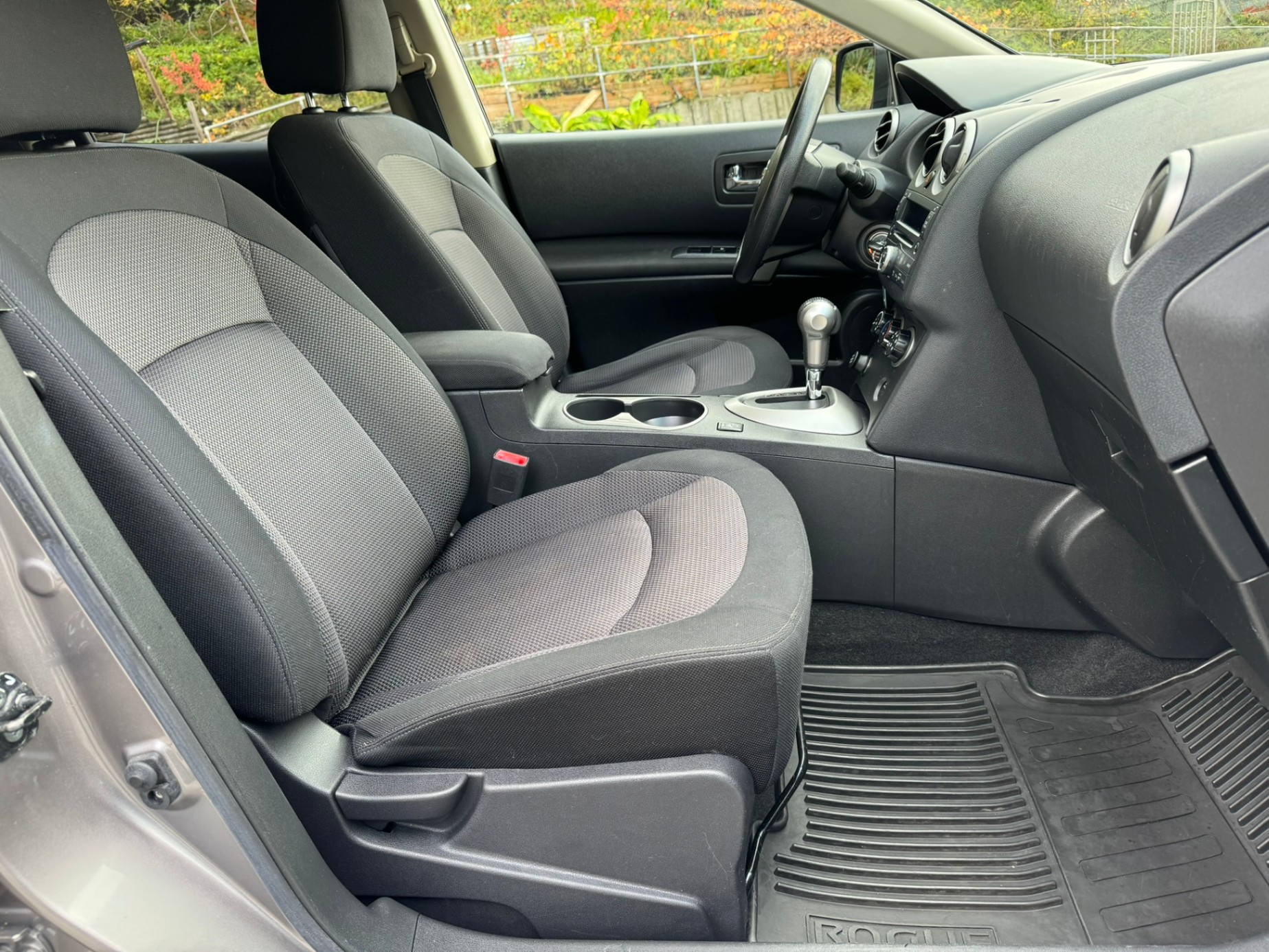/enixmotorsportltd/2010-Nissan-Rogue-8636610700936742.jpg