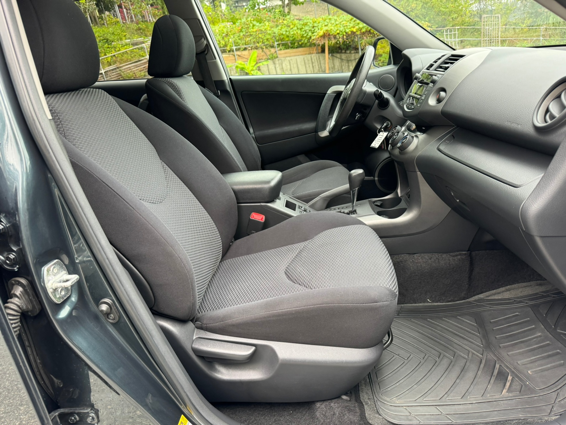 /enixmotorsportltd/2010-Toyota-RAV4-01588786930787256.jpg