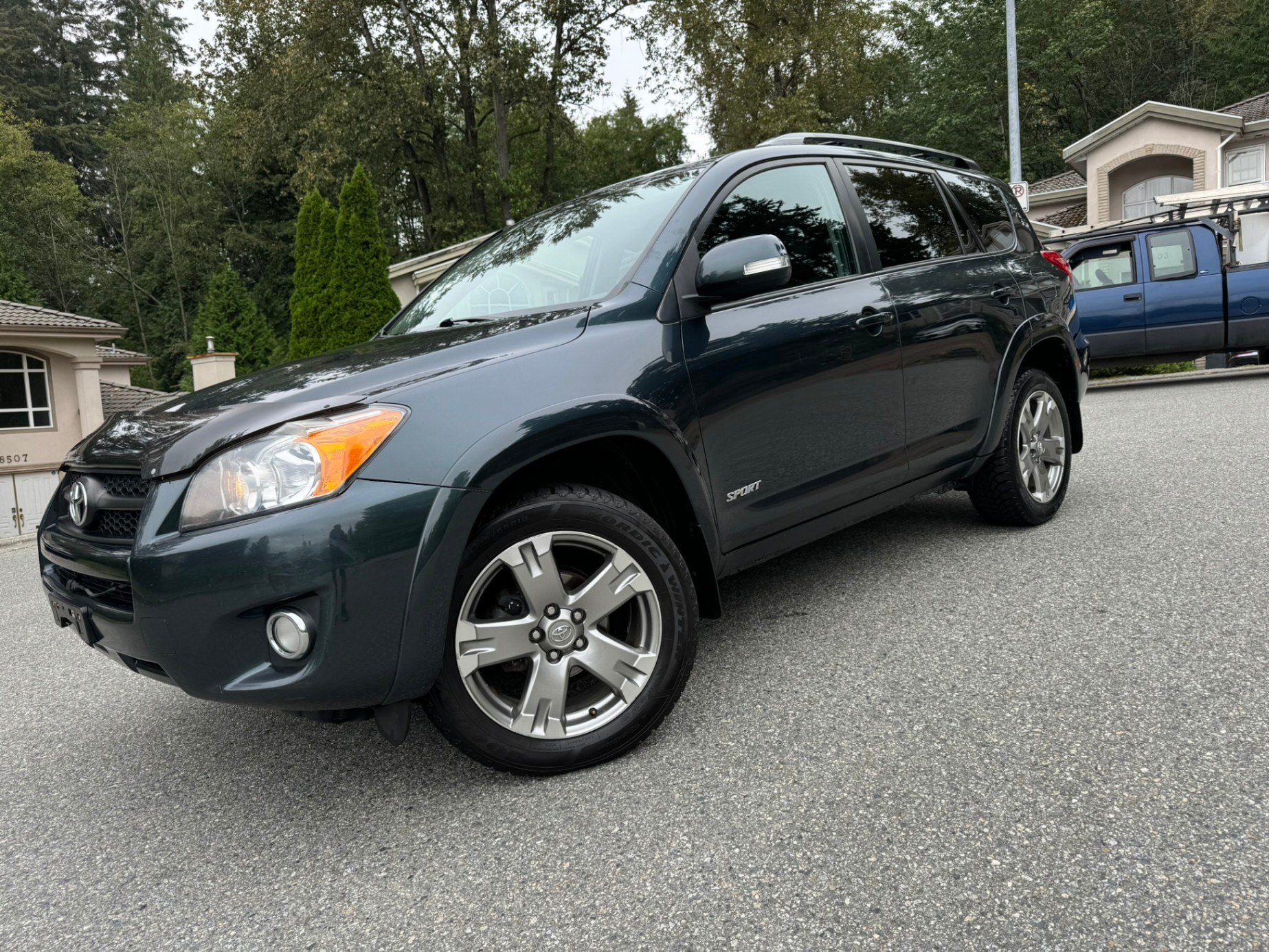 /enixmotorsportltd/2010-Toyota-RAV4-21311981608454755.jpg