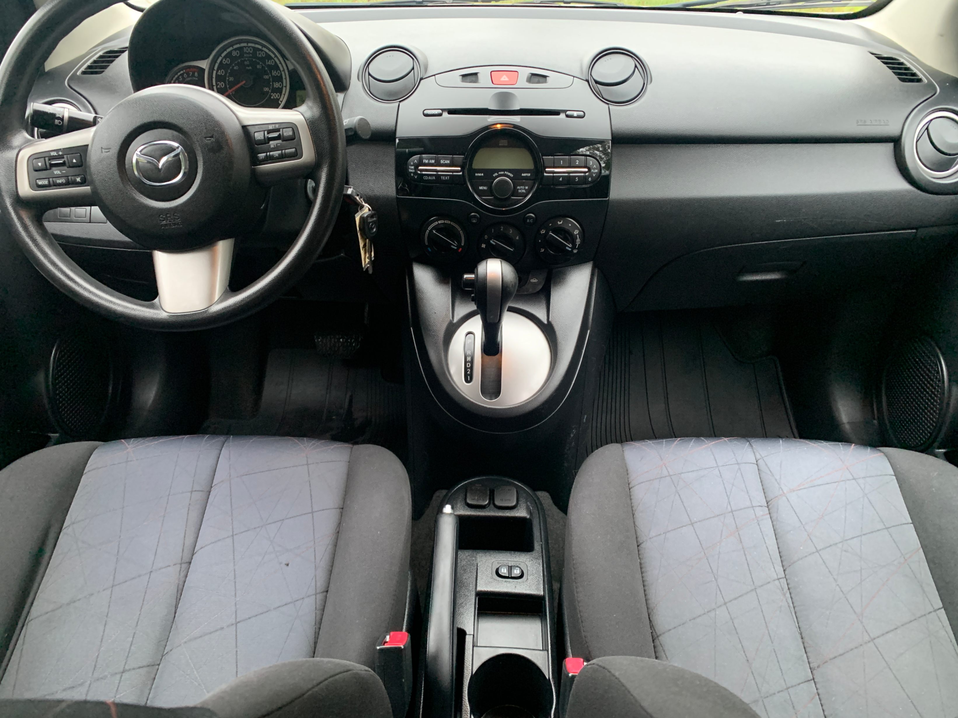 /enixmotorsportltd/2011-Mazda-Mazda2-11829205205164506.jpg