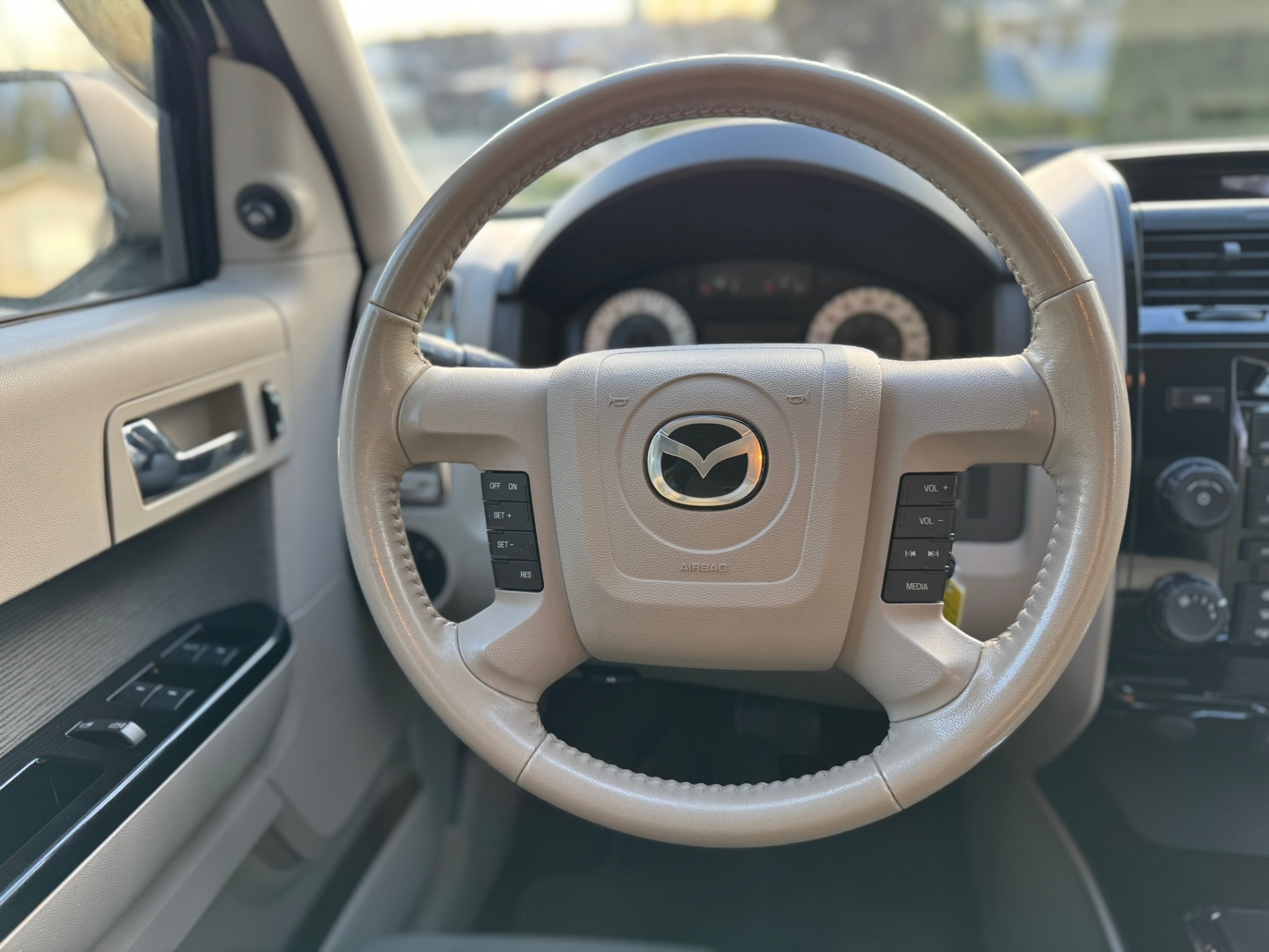 /enixmotorsportltd/2011-Mazda-Tribute-5932199580373638.jpg