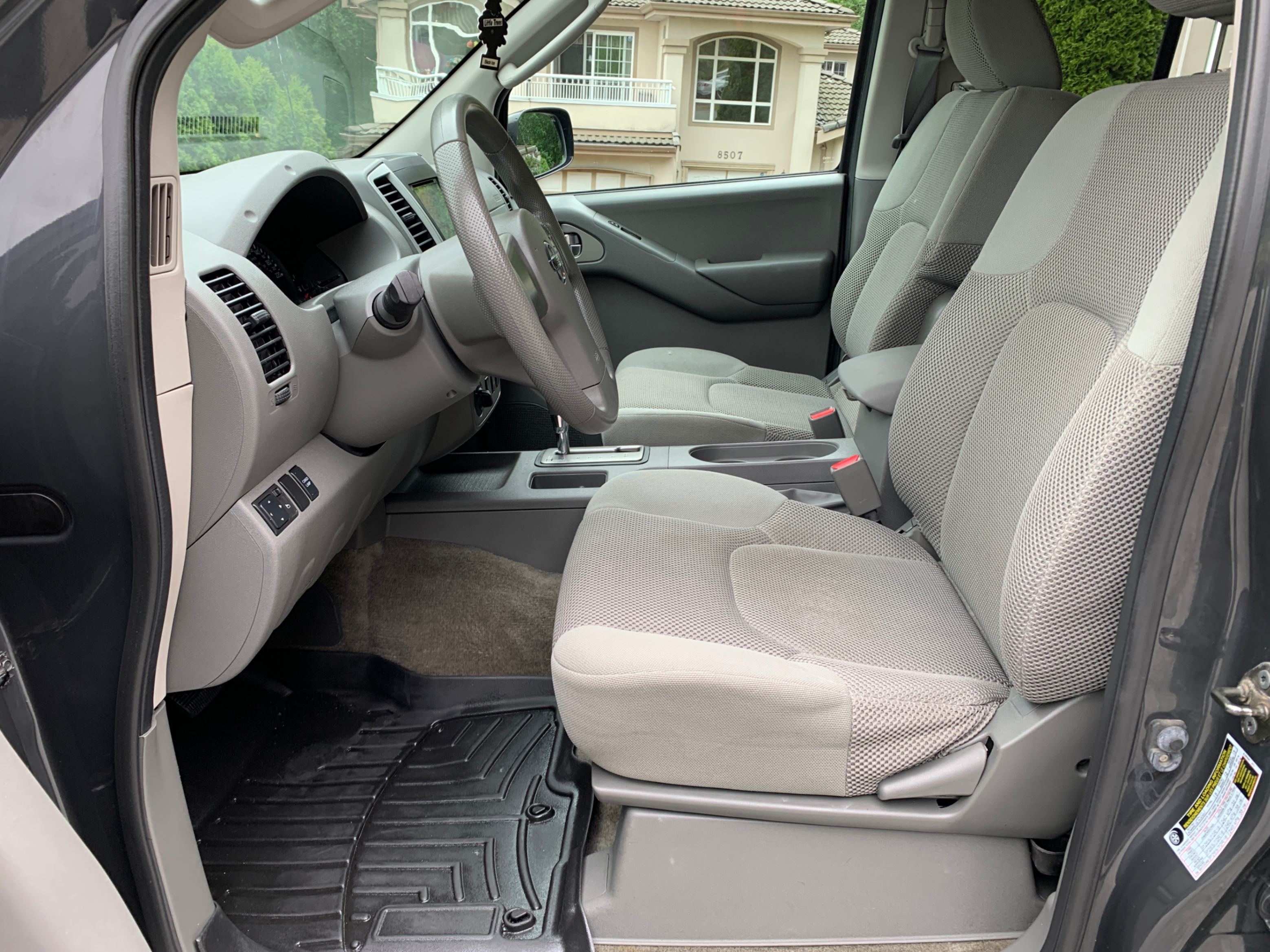 /enixmotorsportltd/2011-Nissan-Frontier-15147968800374012.jpg