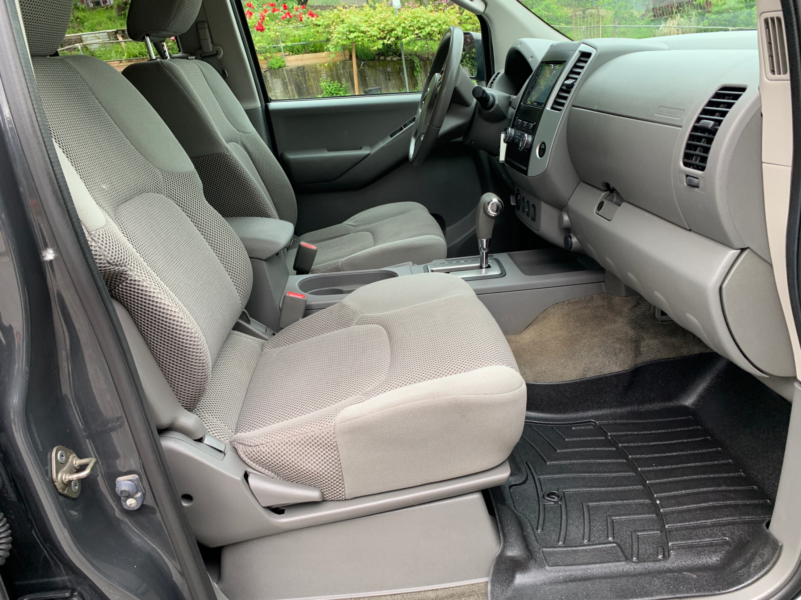/enixmotorsportltd/2011-Nissan-Frontier-8761135243767386.jpg