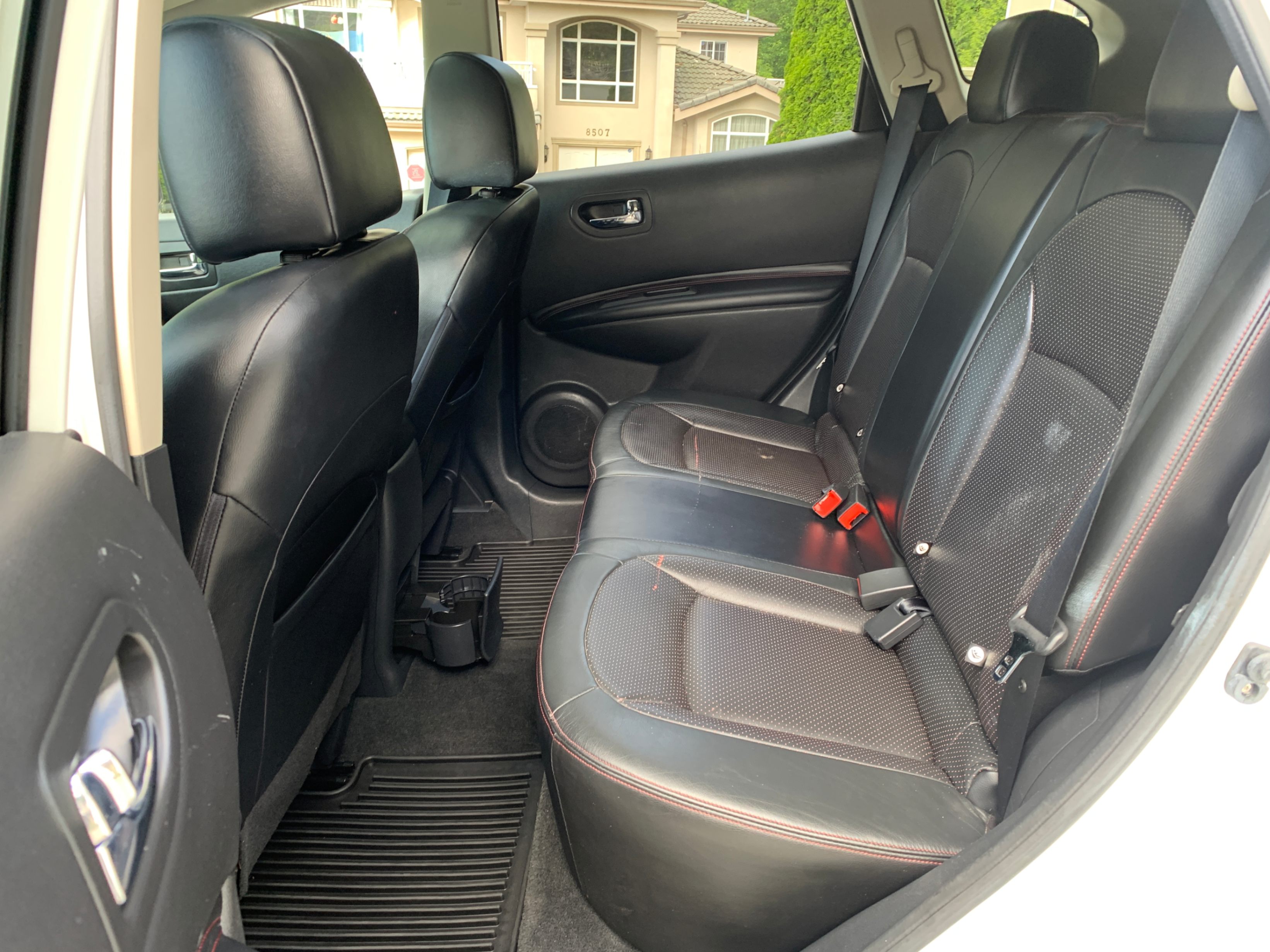 /enixmotorsportltd/2011-Nissan-Rogue-29272121701145815.jpg