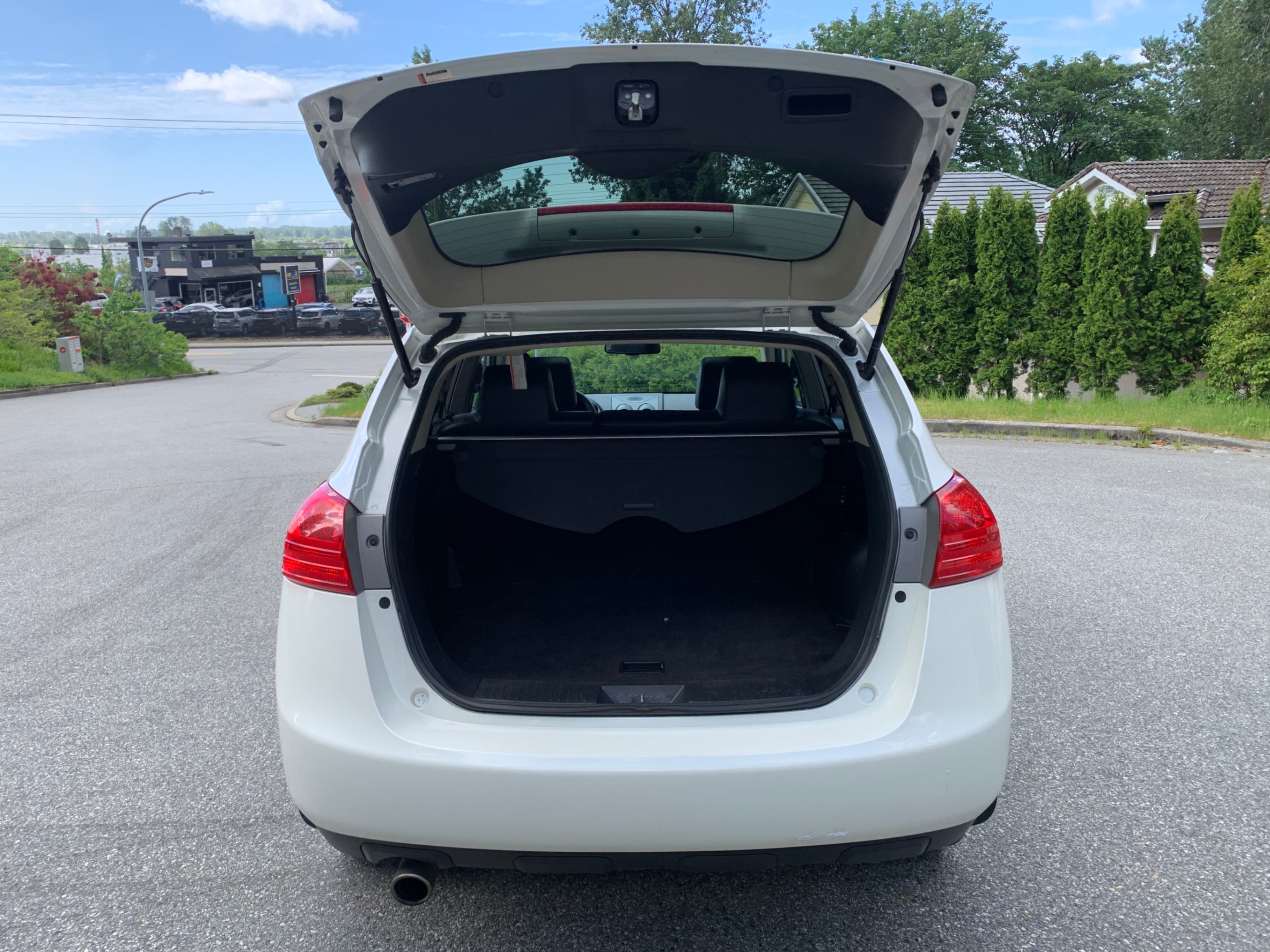 /enixmotorsportltd/2011-Nissan-Rogue-6507438291103496.jpg