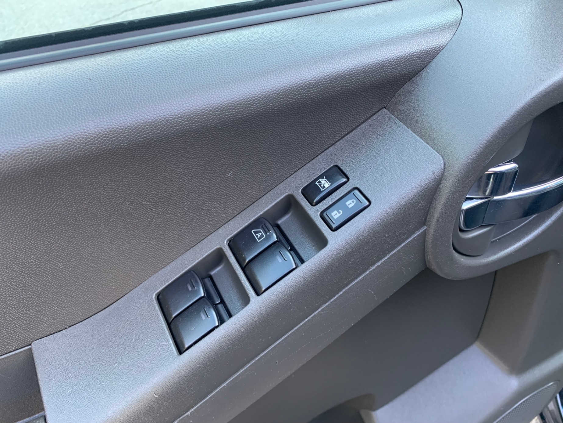 /enixmotorsportltd/2011-Nissan-Xterra-17736827573914637.jpg