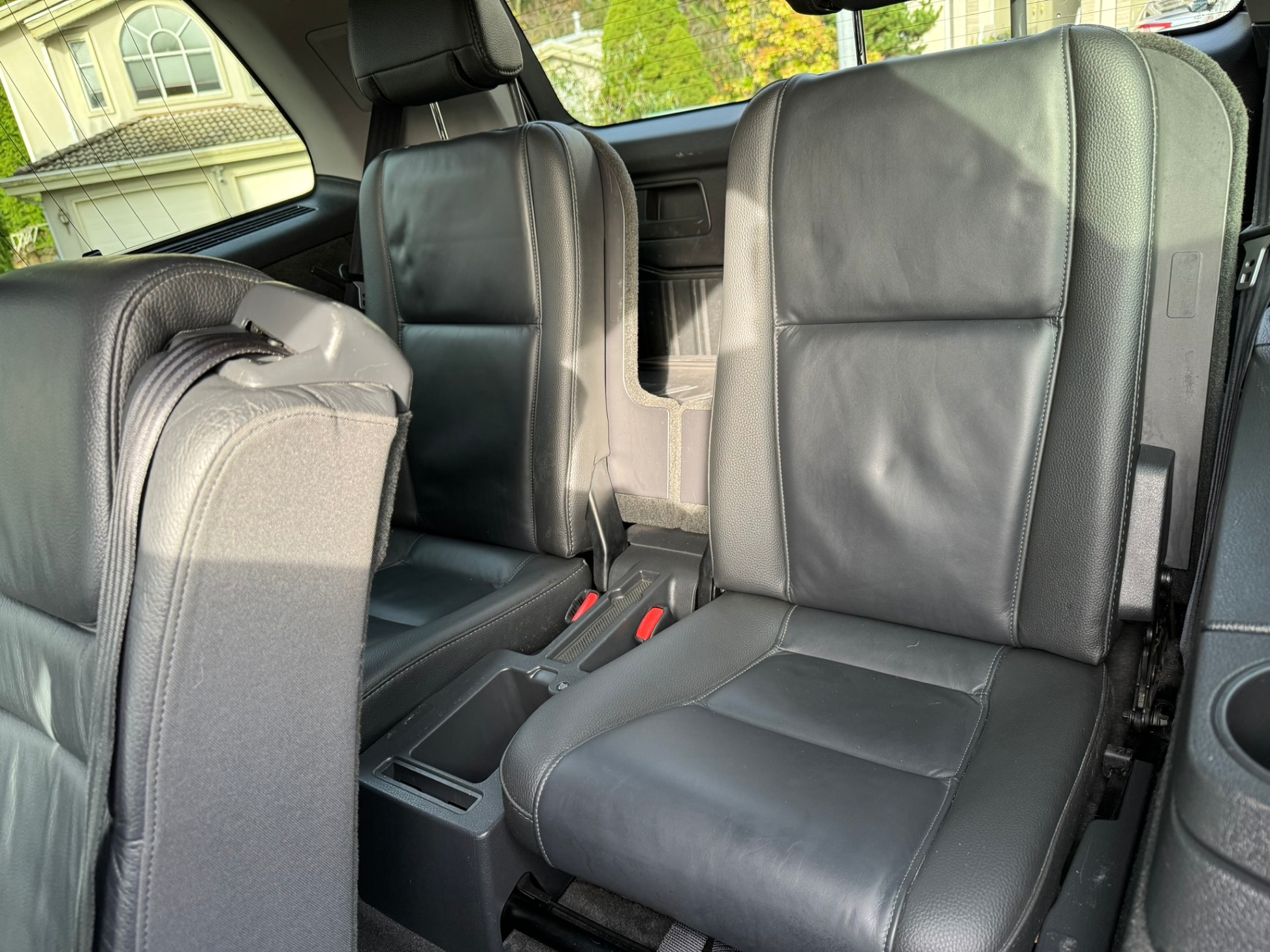 /enixmotorsportltd/2011-Volvo-XC90-313607258827475.jpg