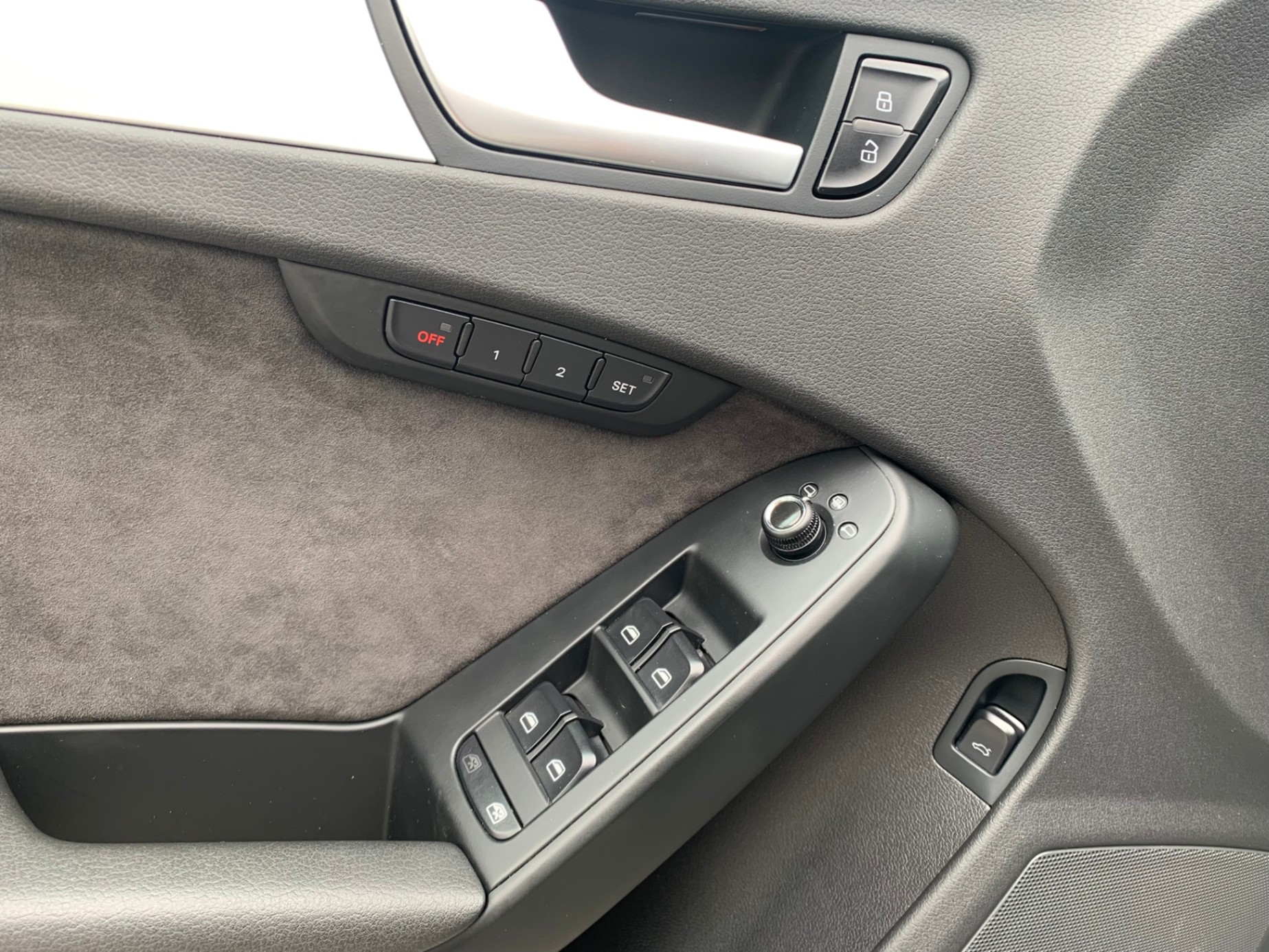 /enixmotorsportltd/2012-Audi-A4-1815364827048942.jpg