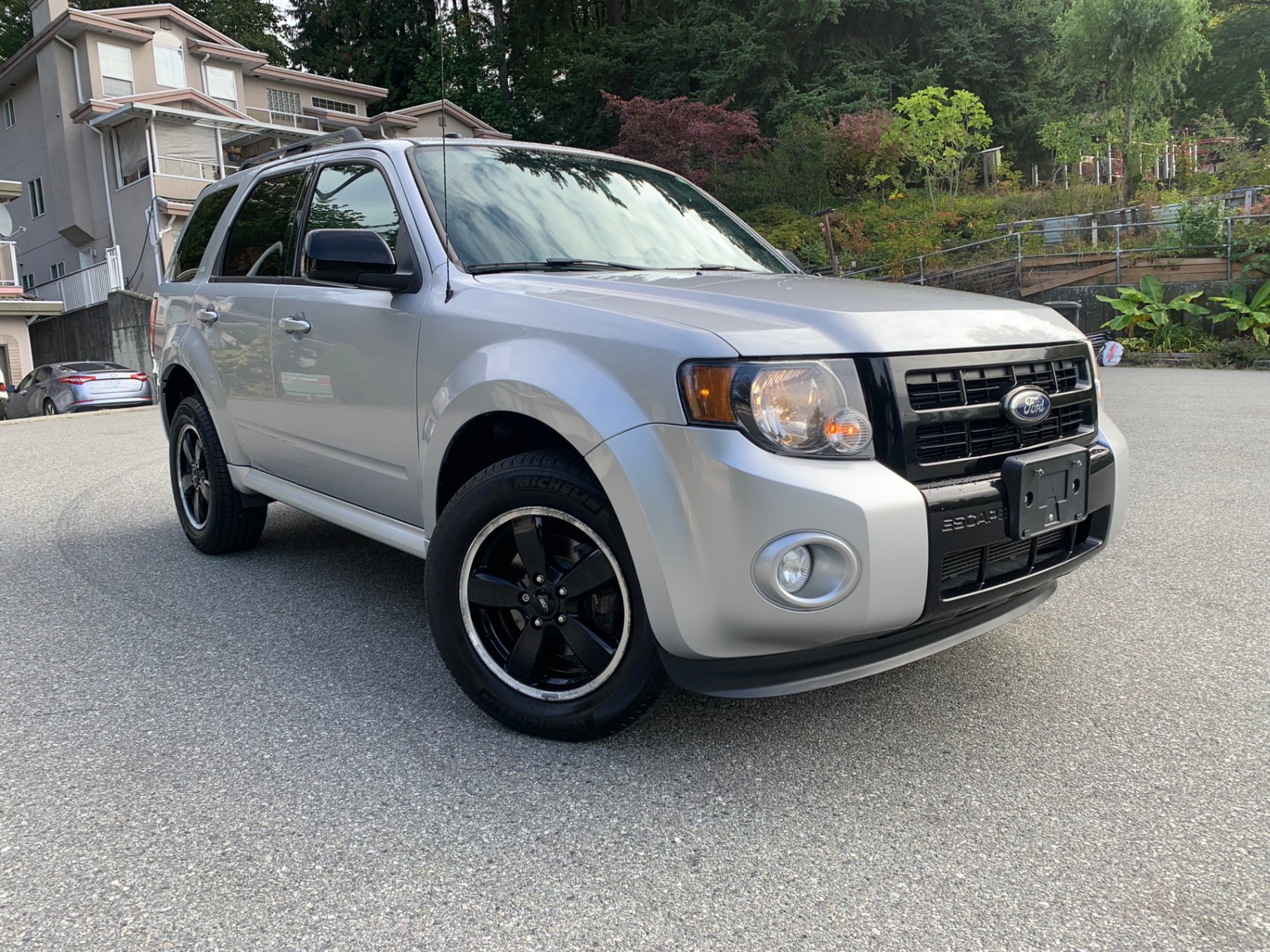 /enixmotorsportltd/2012-Ford-Escape-27114470662832413.jpg