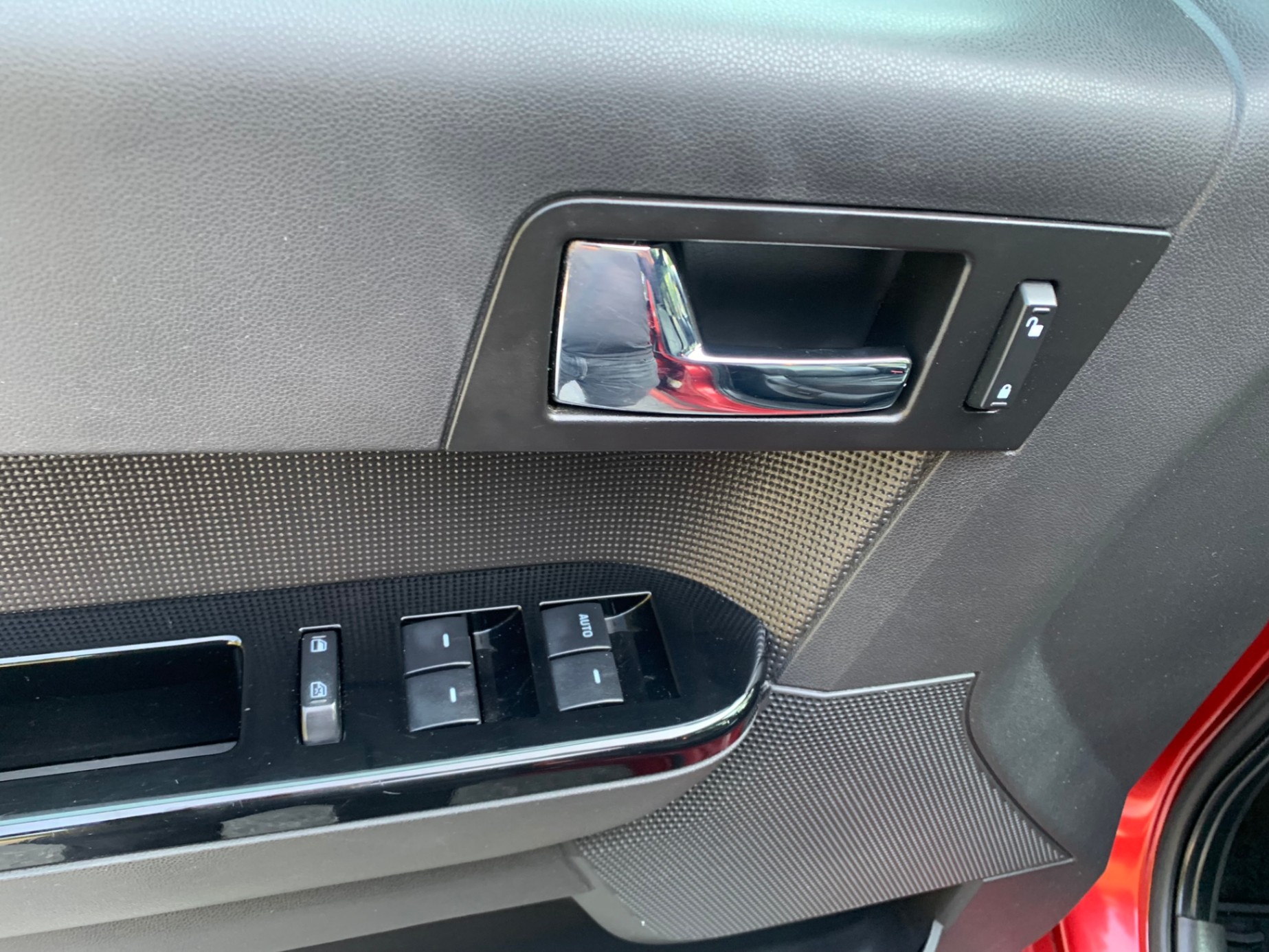 /enixmotorsportltd/2012-Ford-Escape-612532975935854.jpg