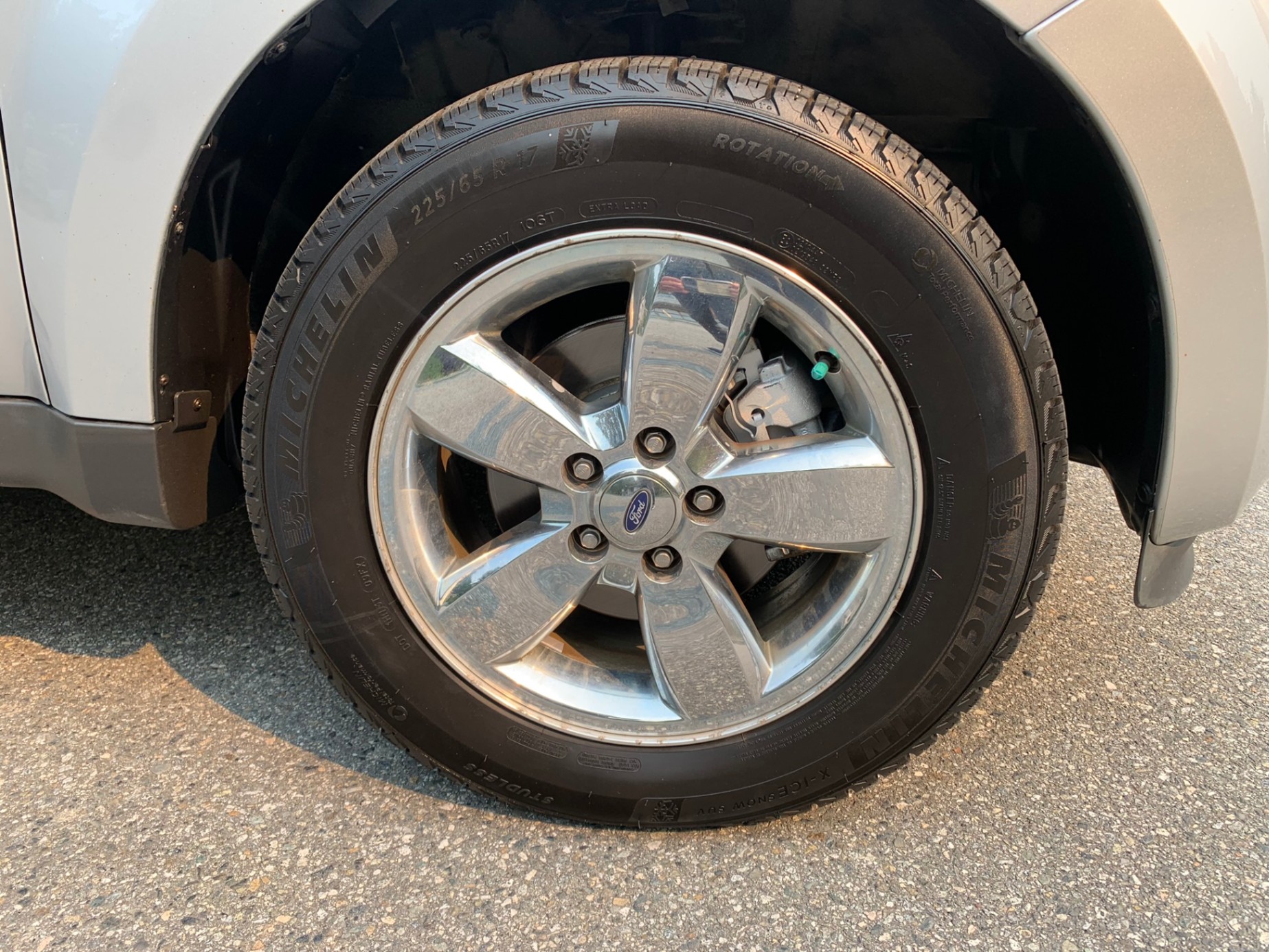 /enixmotorsportltd/2012-Ford-Escape-6415038551264278.jpg