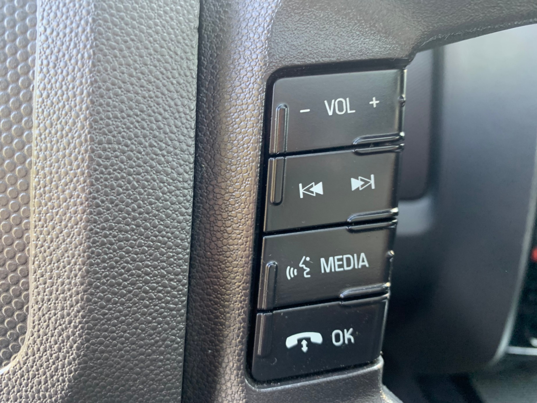 /enixmotorsportltd/2012-Ford-Escape-7428812798743232.jpg