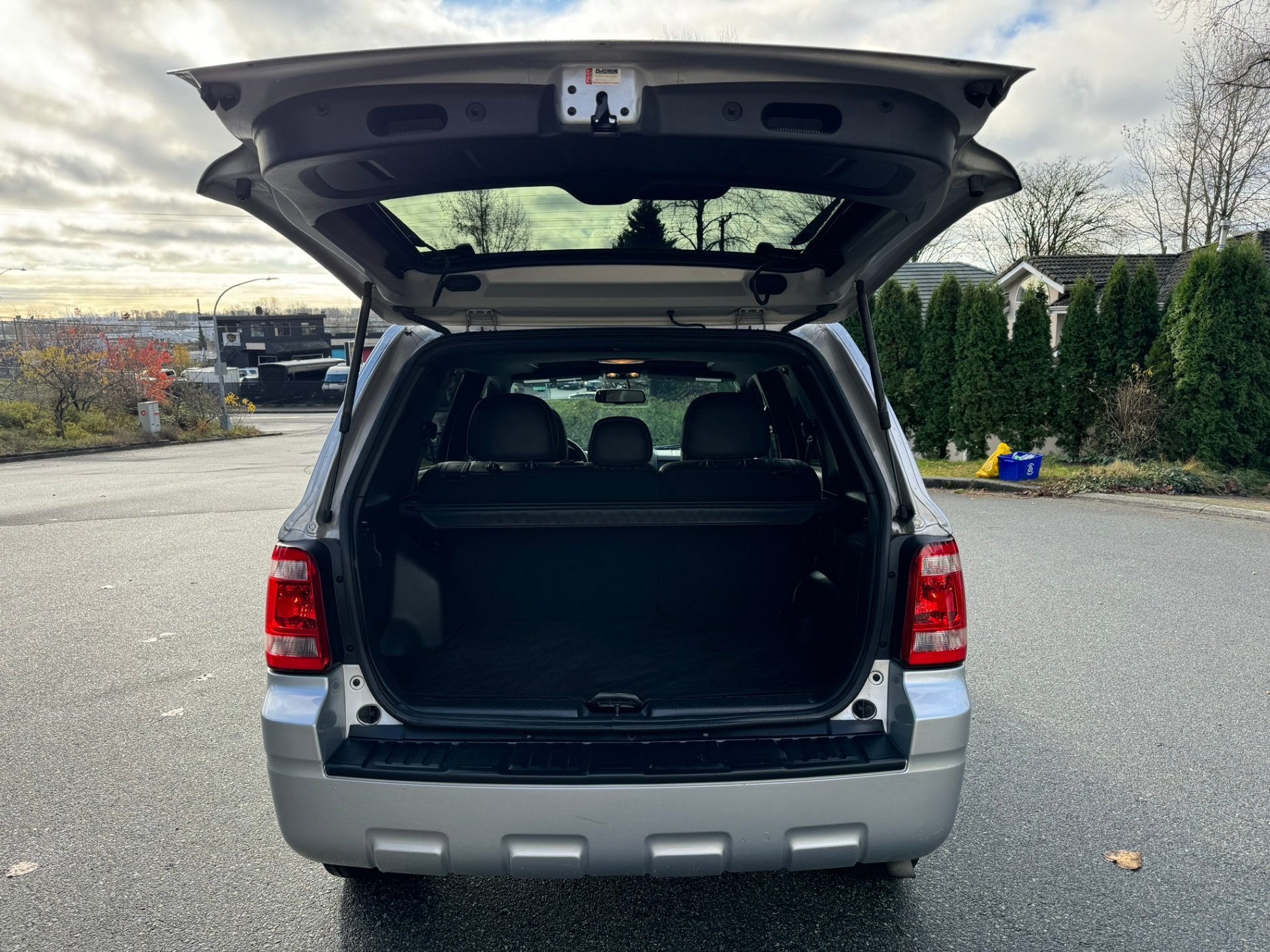 /enixmotorsportltd/2012-Ford-Escape-9176552330601111.jpg