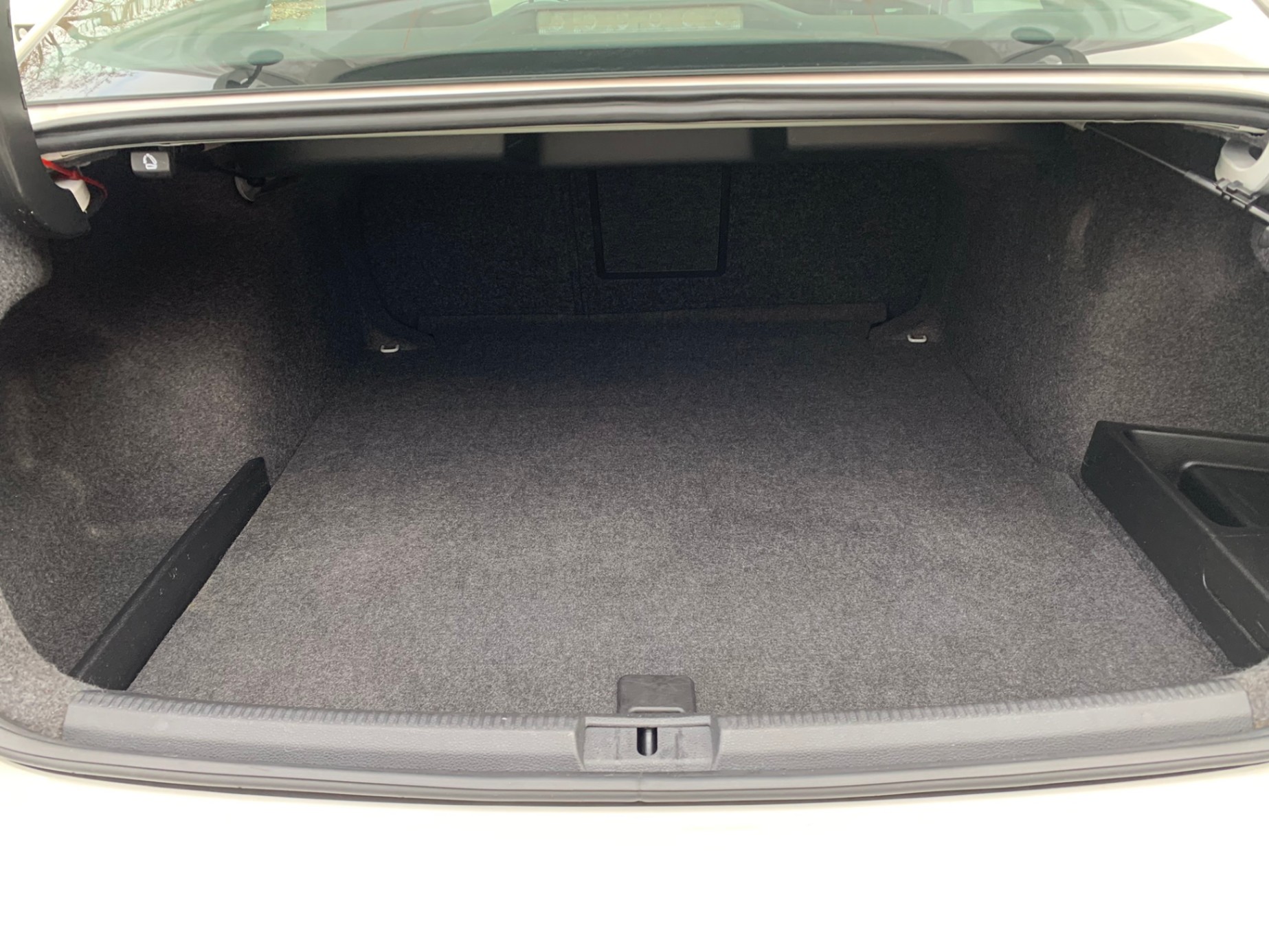 /enixmotorsportltd/2012-Volkswagen-Passat-09160309213105688.jpg