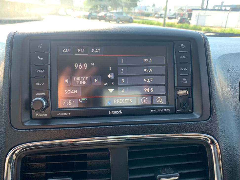 /enixmotorsportltd/2013-Dodge-GrandCaravan-017892910384694538.jpg