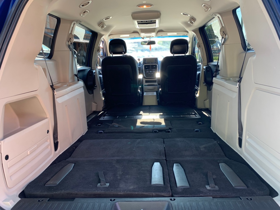 /enixmotorsportltd/2013-Dodge-GrandCaravan-1692458682141731.jpg