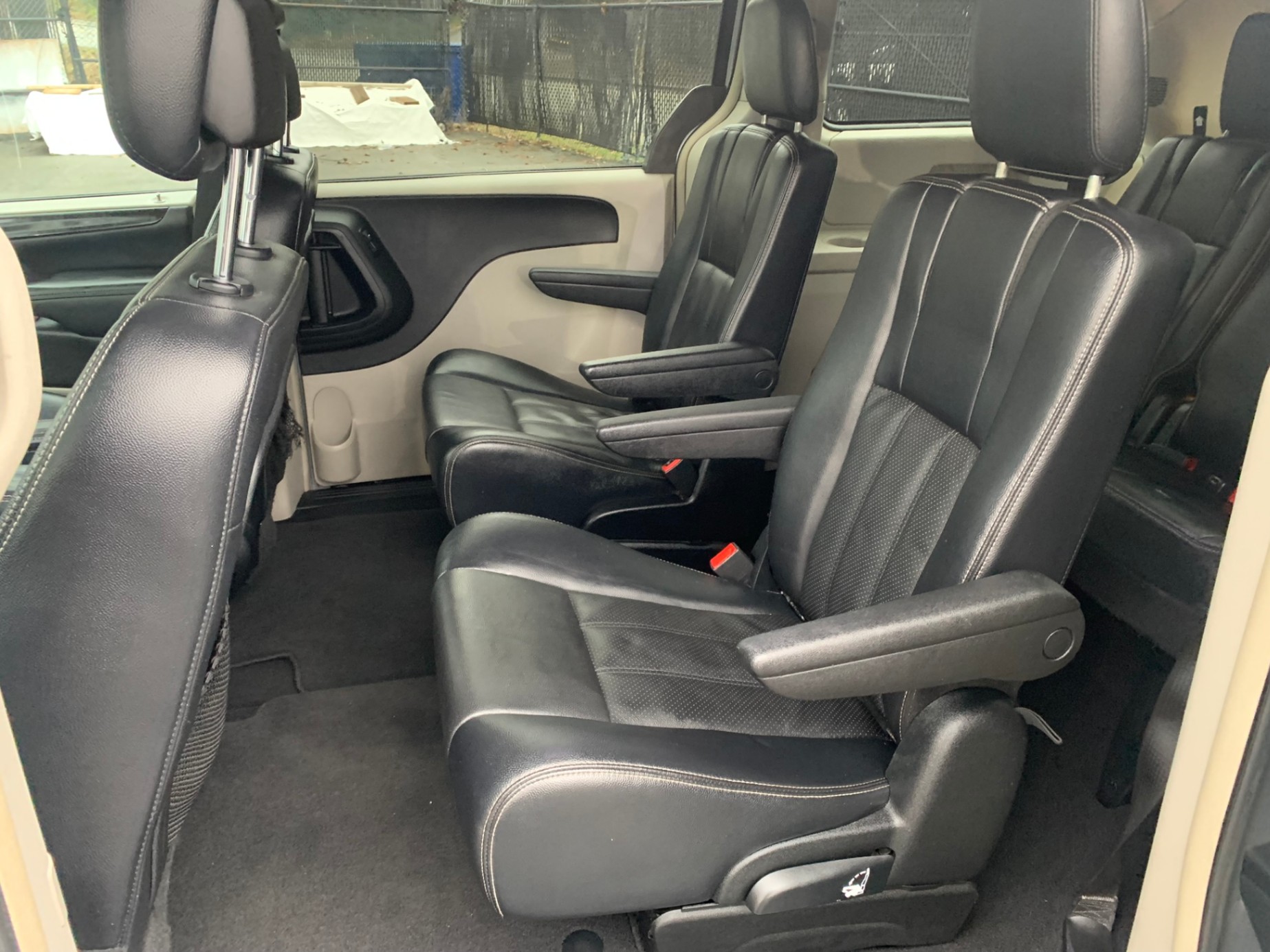 /enixmotorsportltd/2013-Dodge-GrandCaravan-3221649860893421.jpg